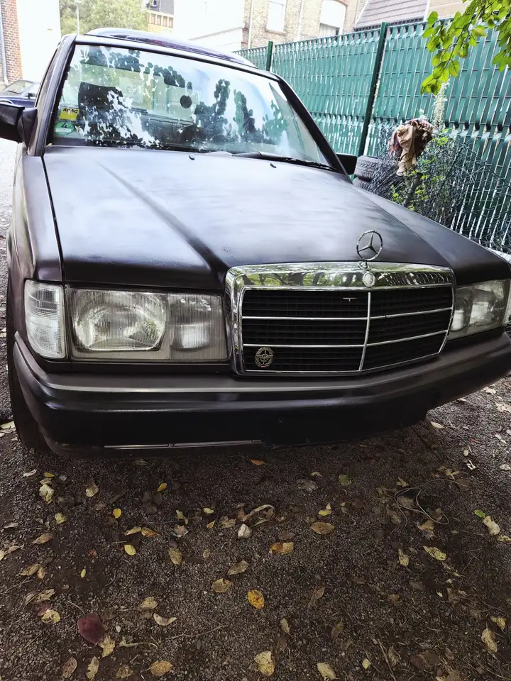 Mercedes-Benz 190 E 1.8, foto 3