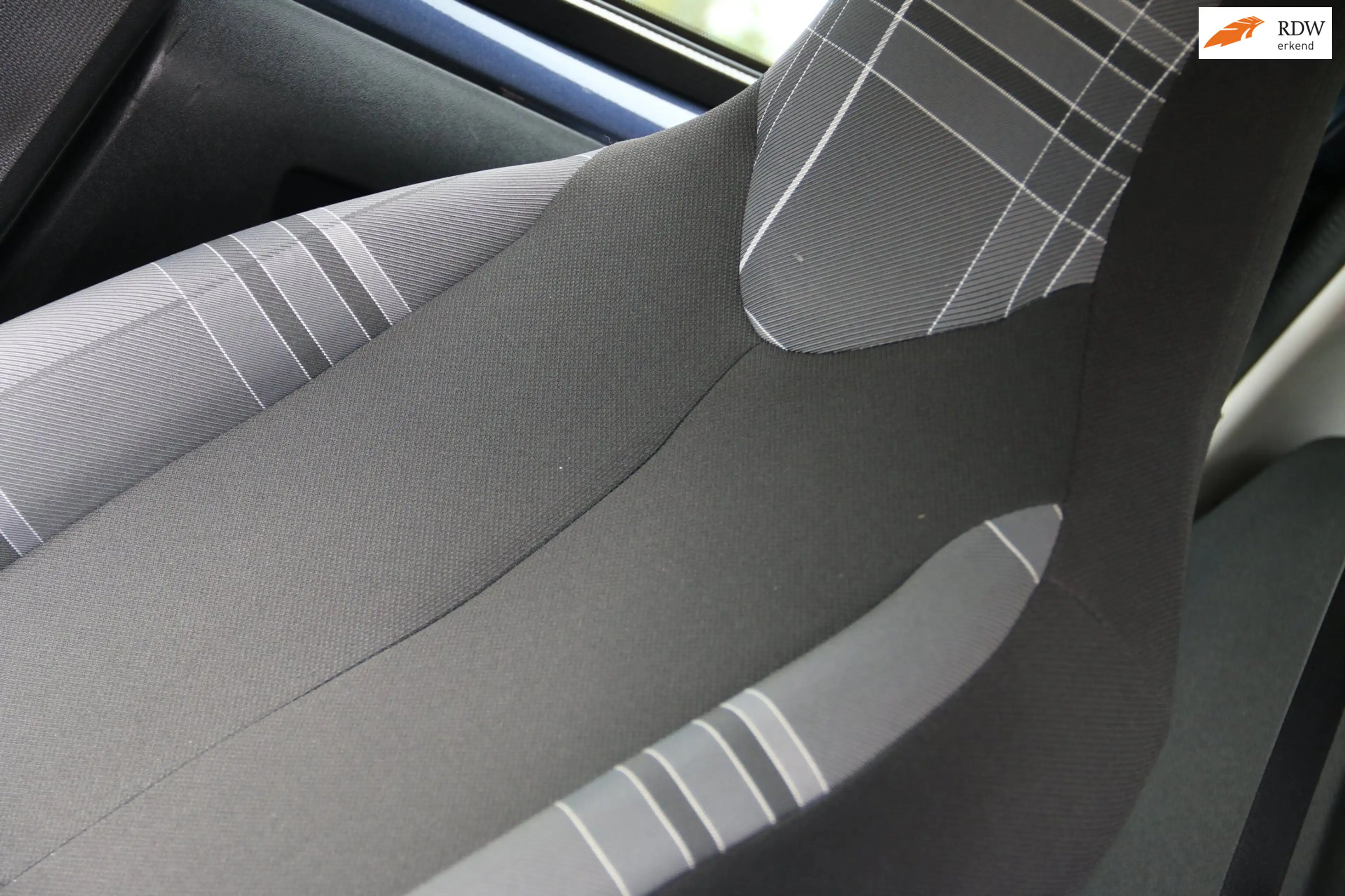 Peugeot 108 1.0 e-VTi Active NL-AUTO NAP AIRCO 5-DRS! — photo 18