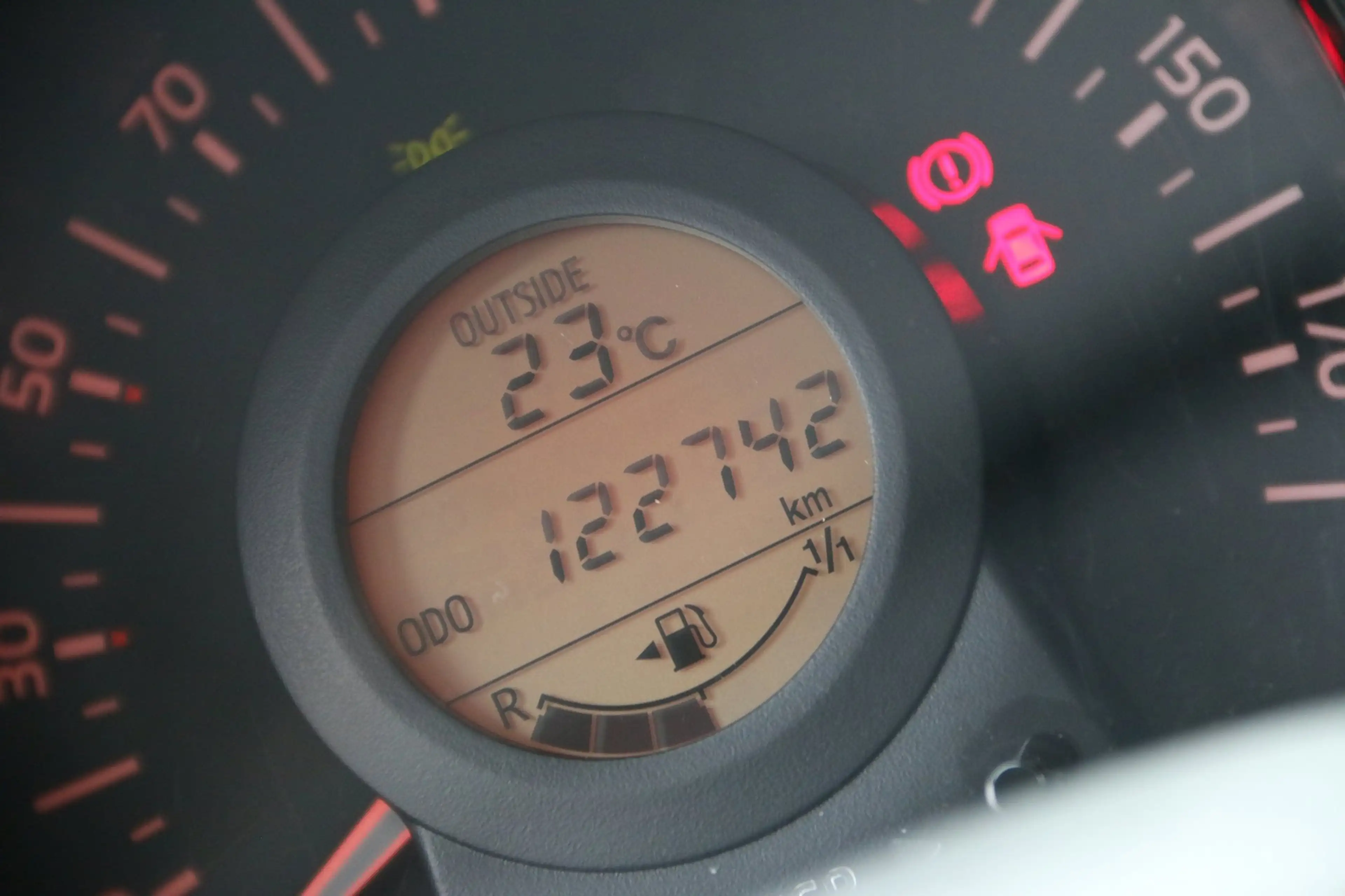 Peugeot 108 1.0 e-VTi Active NL-AUTO NAP AIRCO 5-DRS! — photo 9