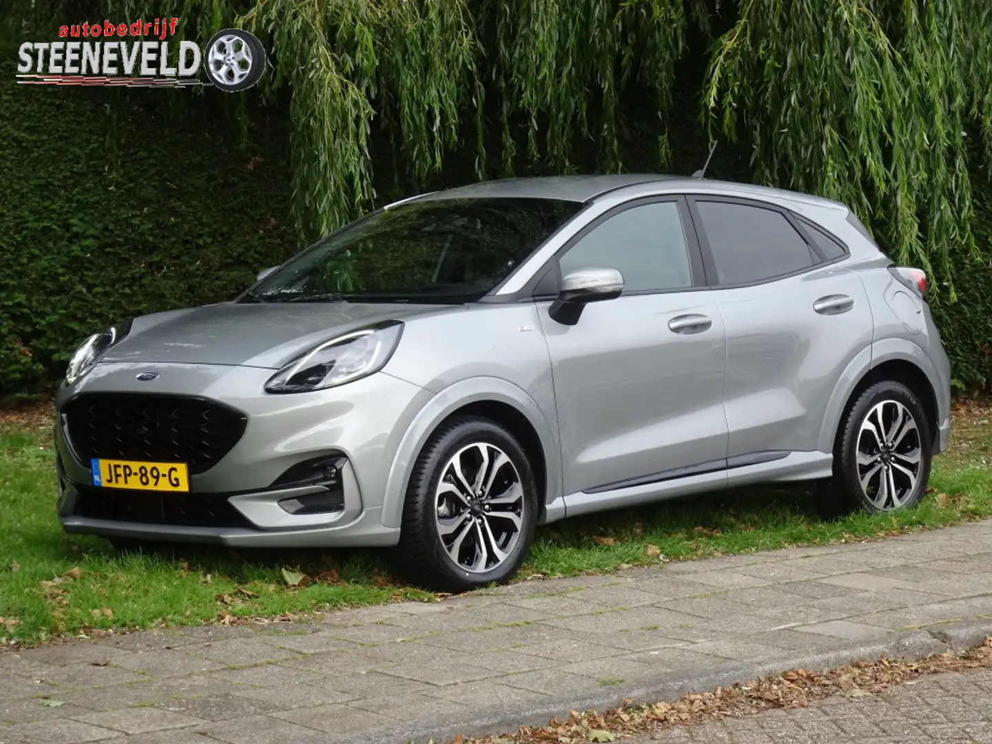 Ford Puma 1.0 125pk Hybrid ST-Line met Navi en WinterPack Grijs - 1
