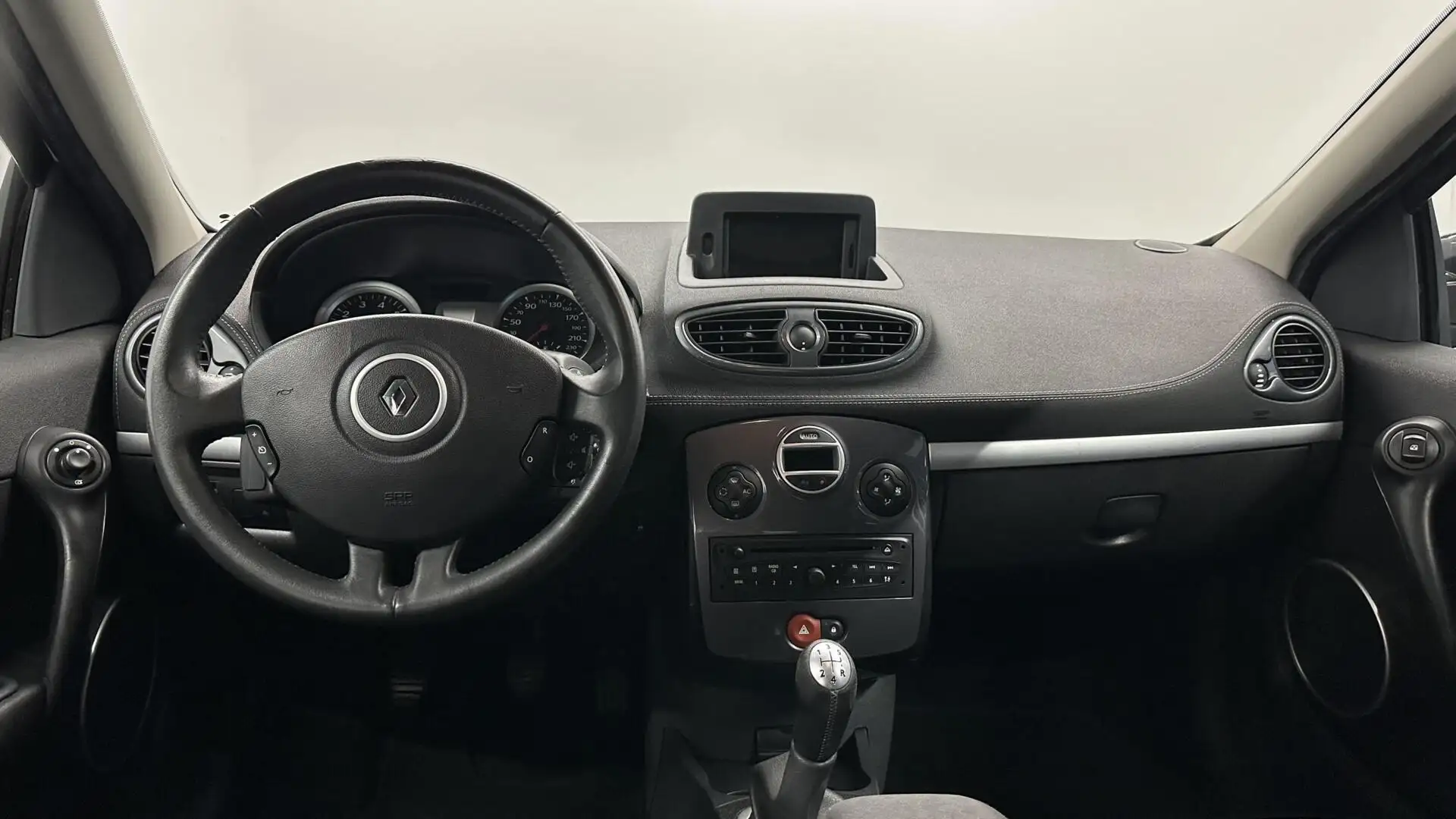 Renault Clio Estate 1.2 TCE 20th Anniversary Blanc - 2