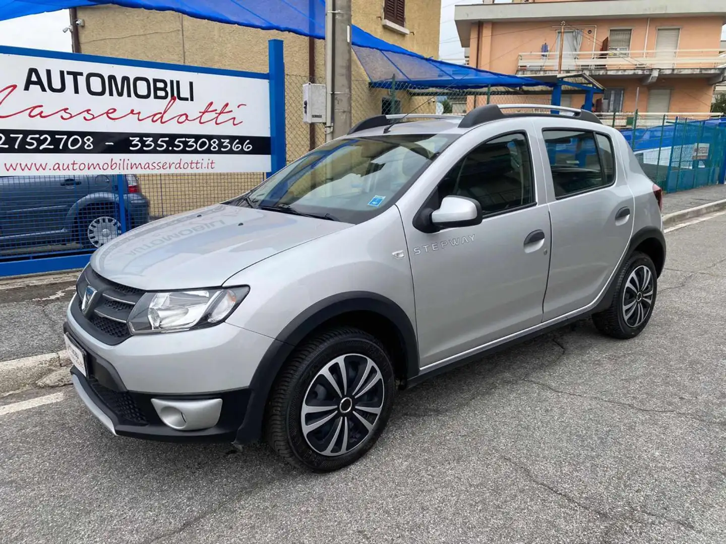 Dacia Sandero Stepway 1.5 dCi 8V 90CV Start&Stop Argento - 1