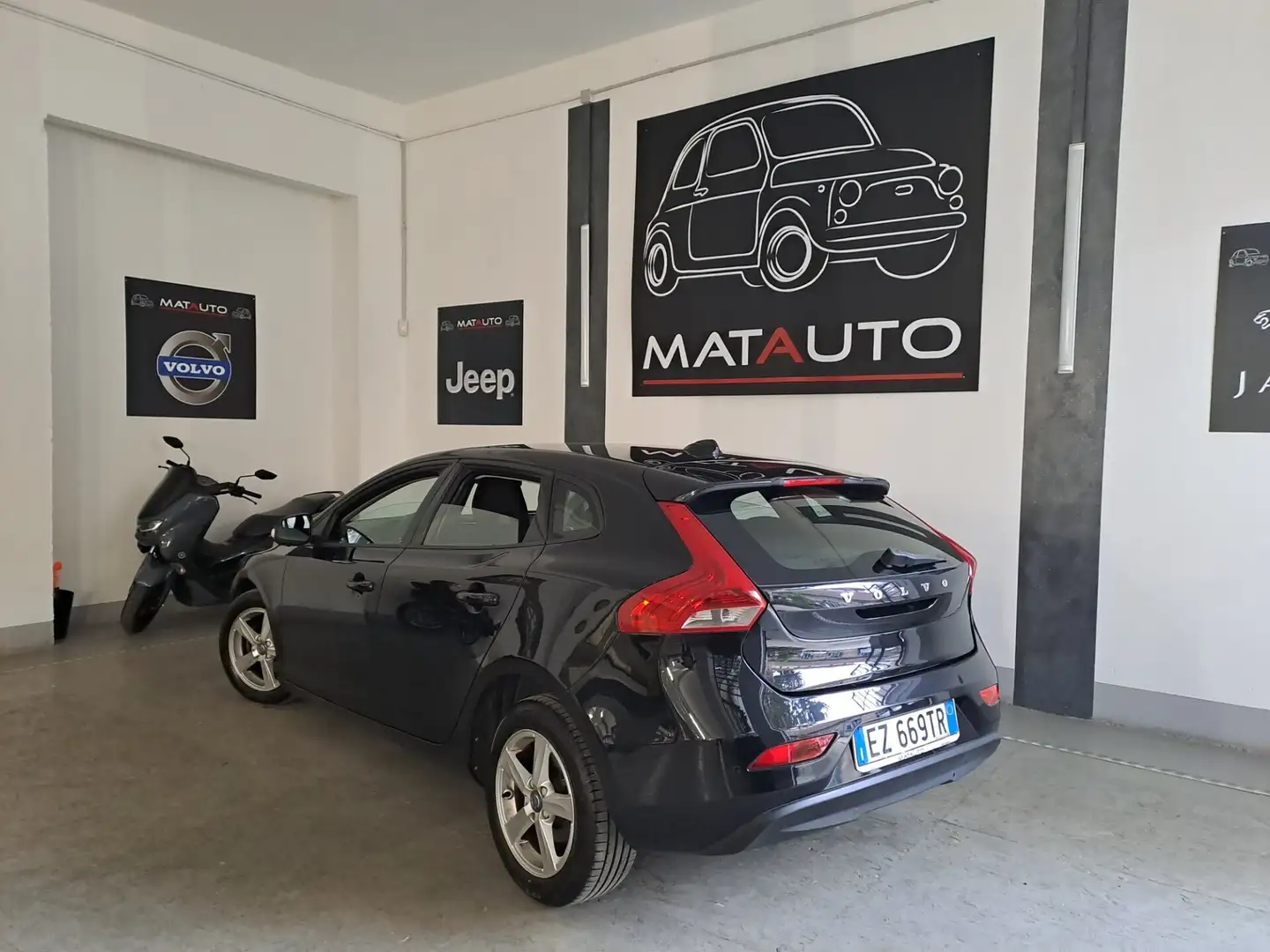 Volvo V40 V40 D2 1.6 Kinetic Nero - 2