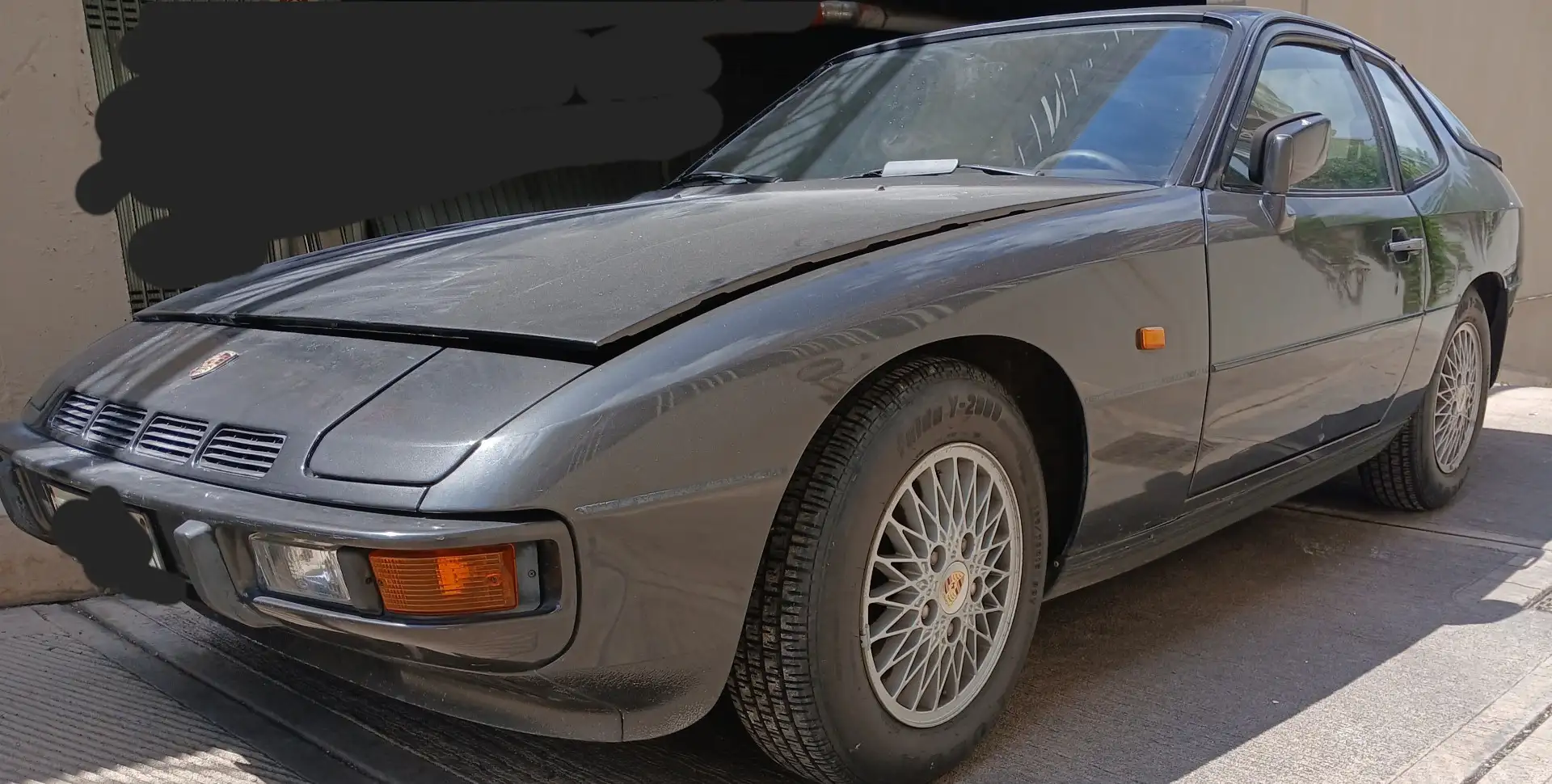 Porsche 924 2.0 Turbo - 1