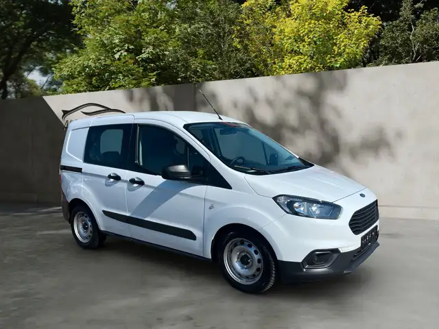 Ford Transit Courier /1.Hand/Euro6/Diesel/Klima
