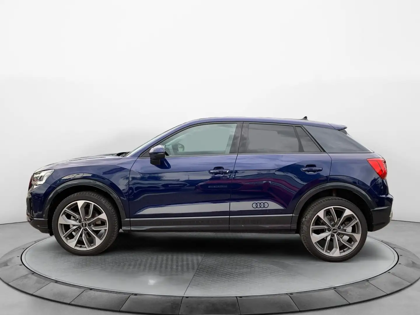 Audi Q2 35 TFSI S-Tronic advanced, EA8, Matrix, Navi Blau - 2