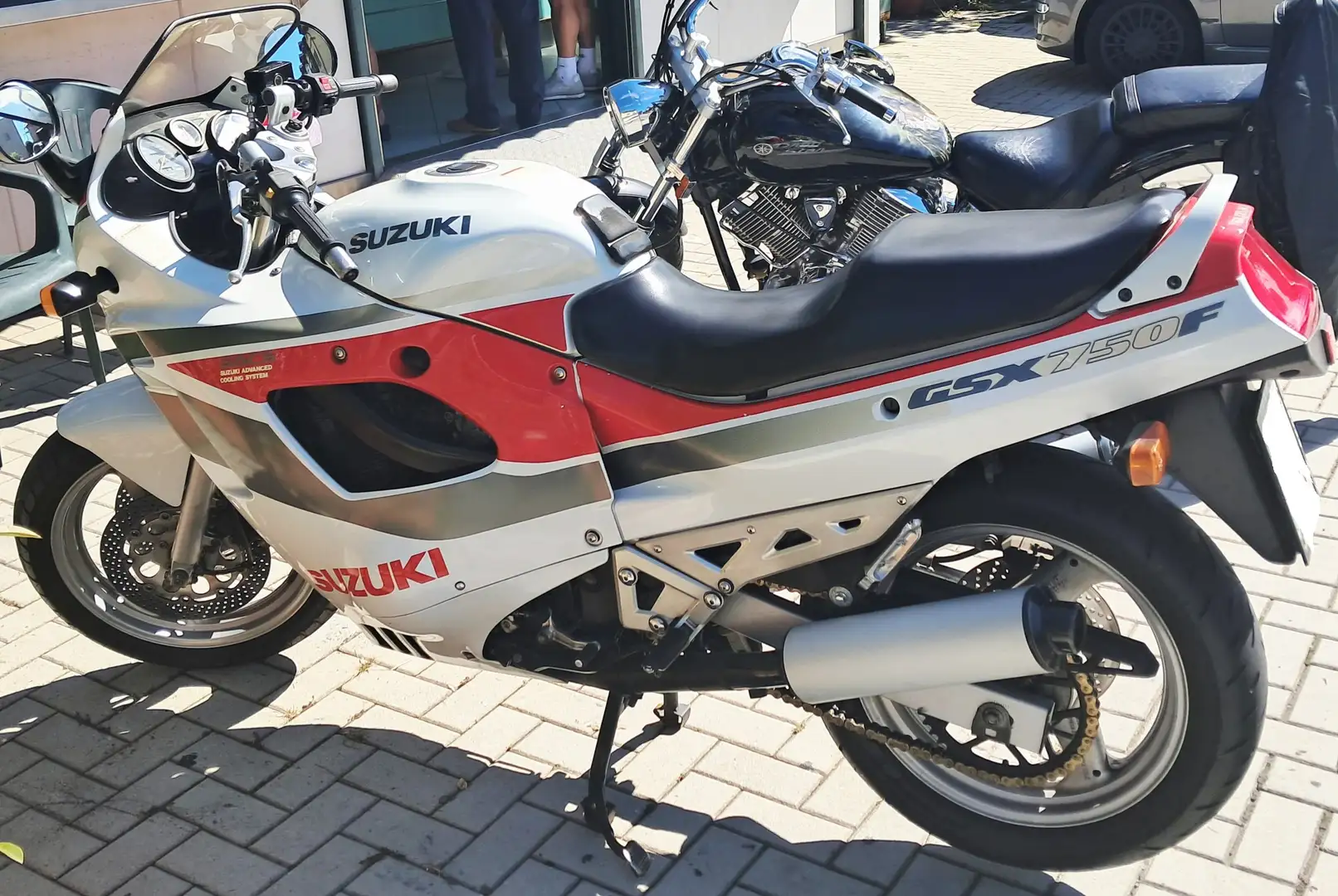 Suzuki GSX 750 GSX 750 F - 1