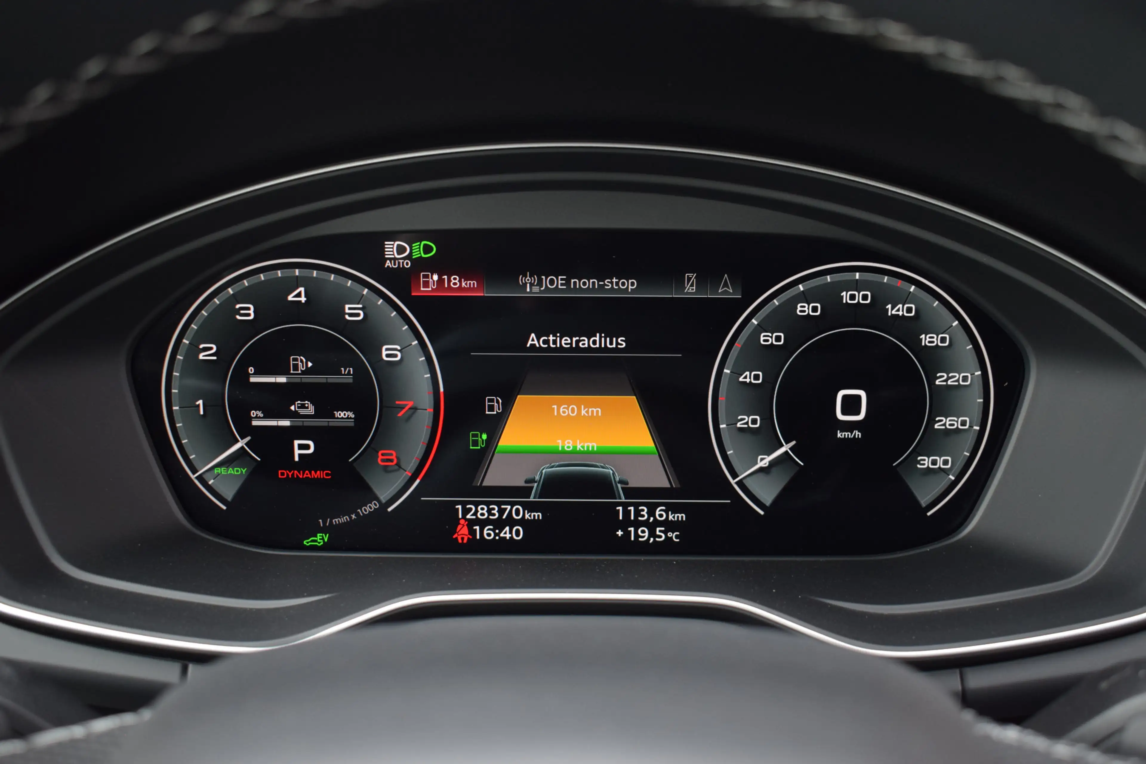 Audi Q5 55 TFSI e S-line | Luchtvering | Pano | RS stoelen — photo 48