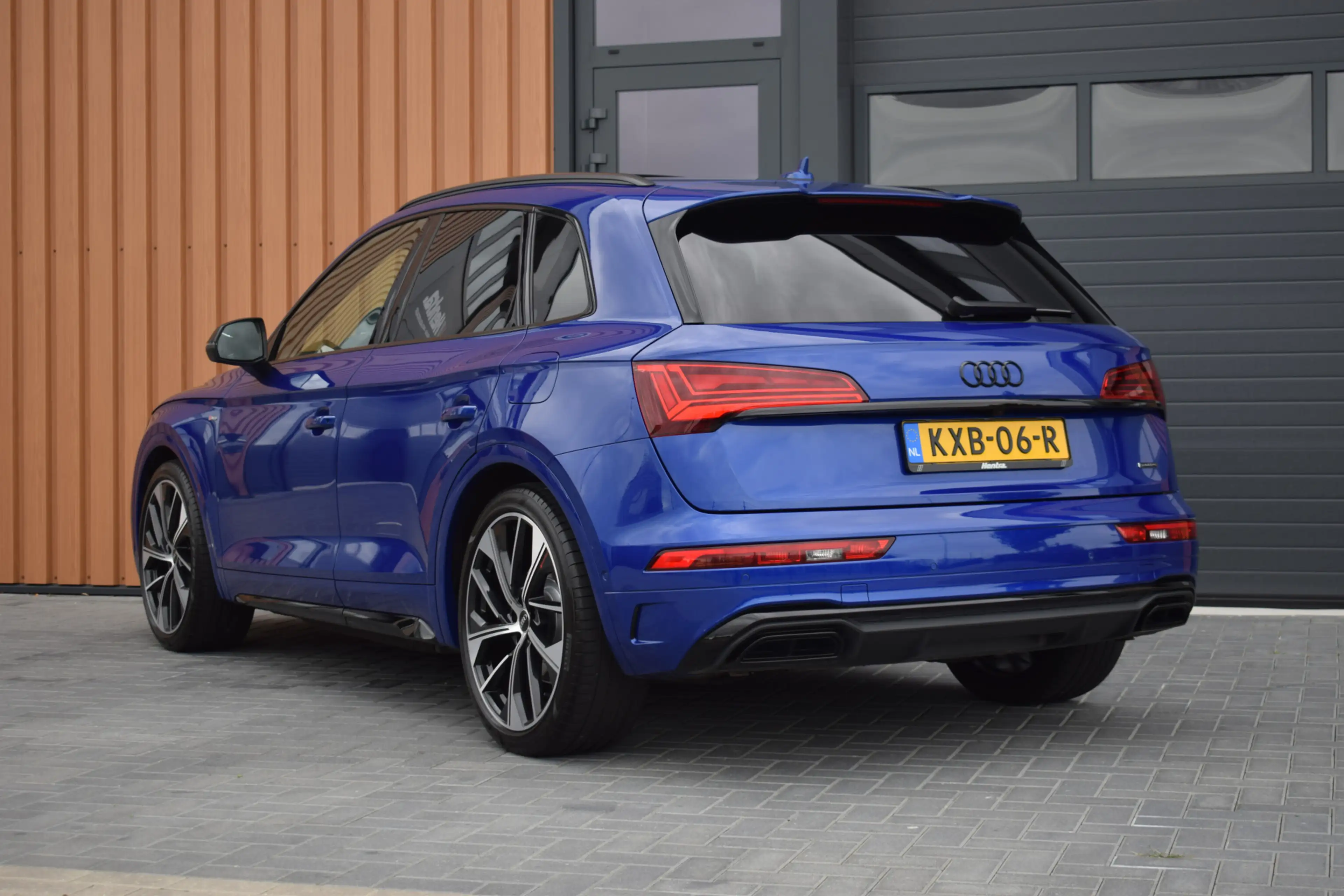 Audi Q5 55 TFSI e S-line | Luchtvering | Pano | RS stoelen — photo 13