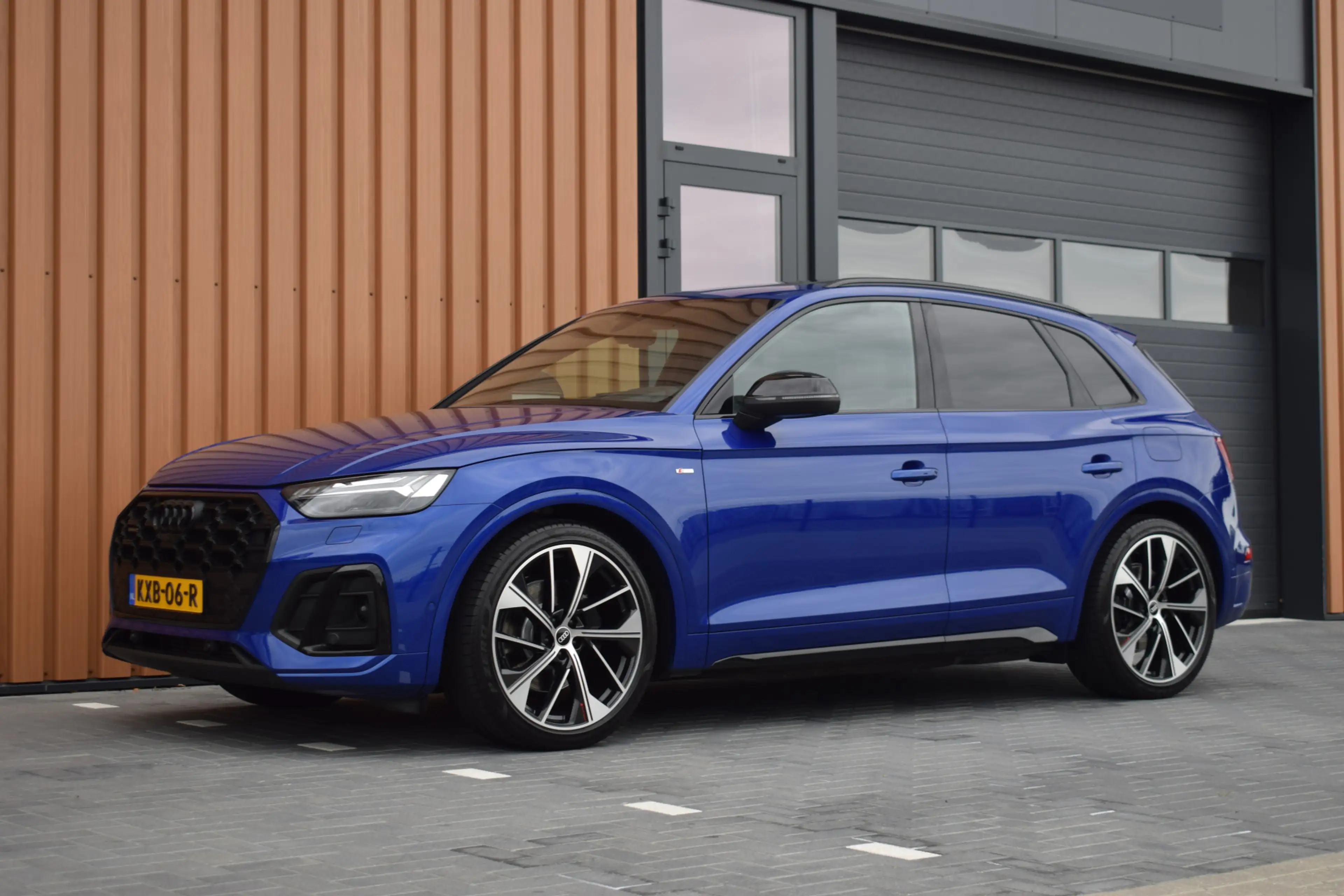 Audi Q5 55 TFSI e S-line | Luchtvering | Pano | RS stoelen — photo 15
