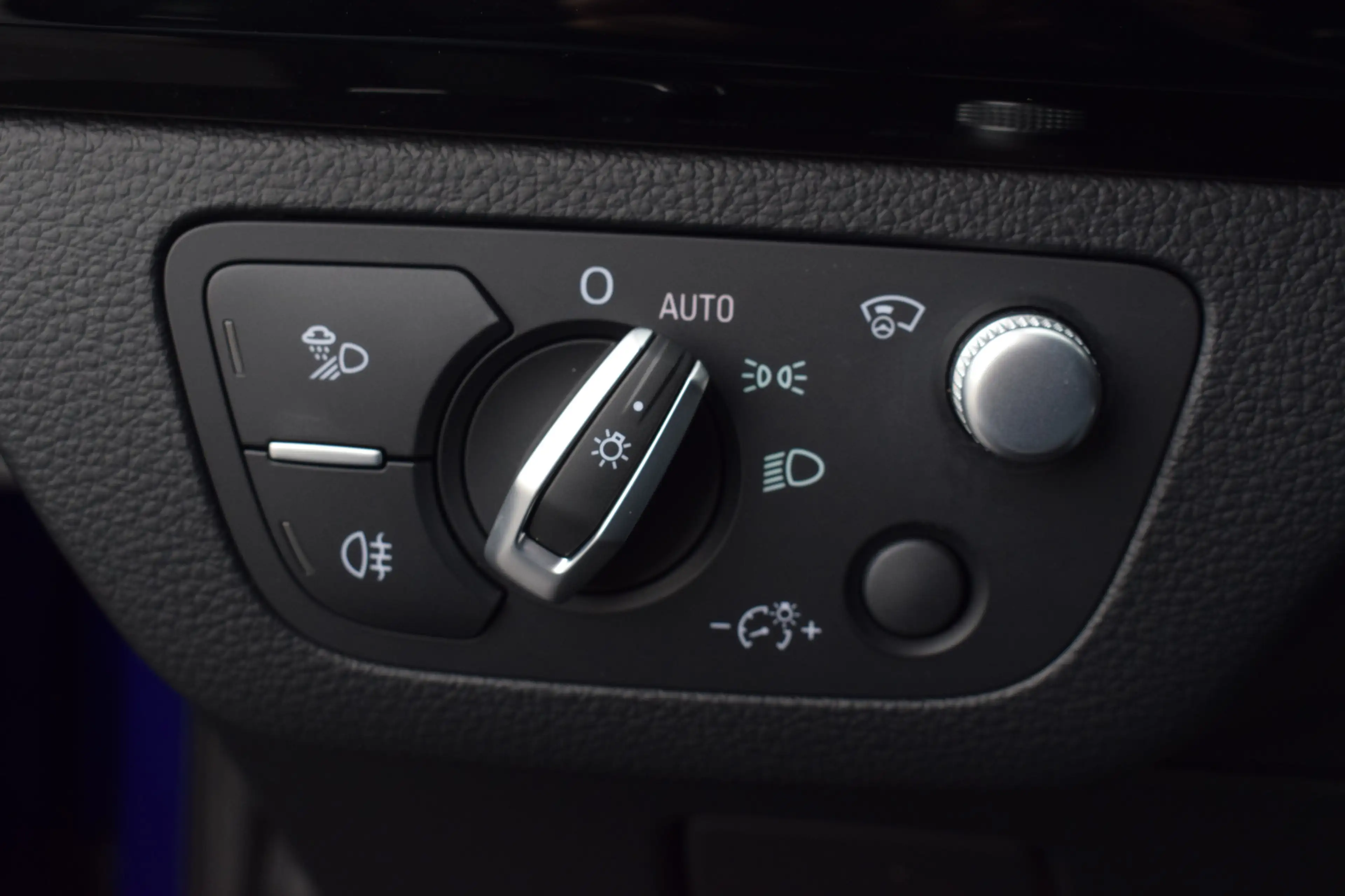 Audi Q5 55 TFSI e S-line | Luchtvering | Pano | RS stoelen — photo 43