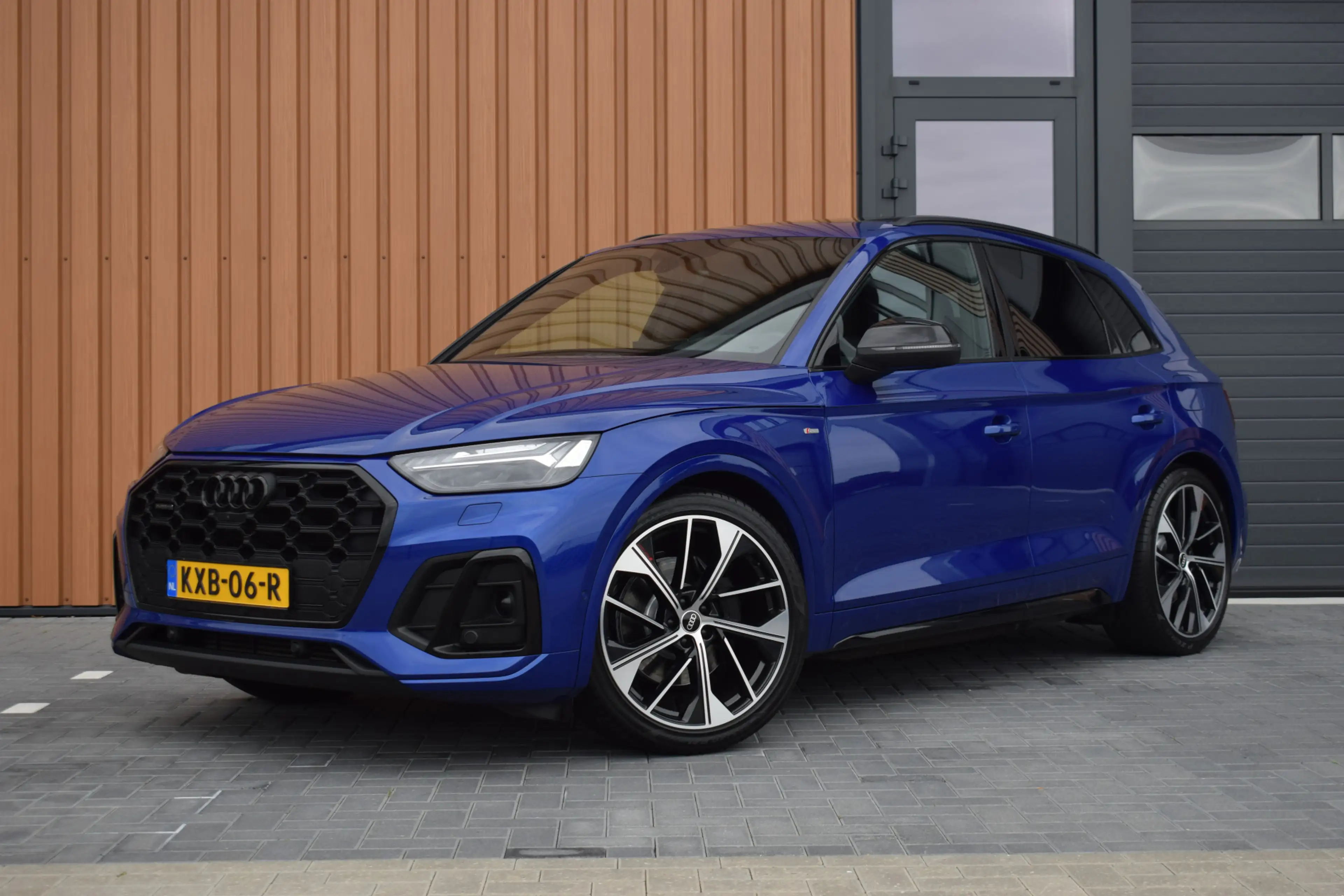 Audi Q5 55 TFSI e S-line | Luchtvering | Pano | RS stoelen