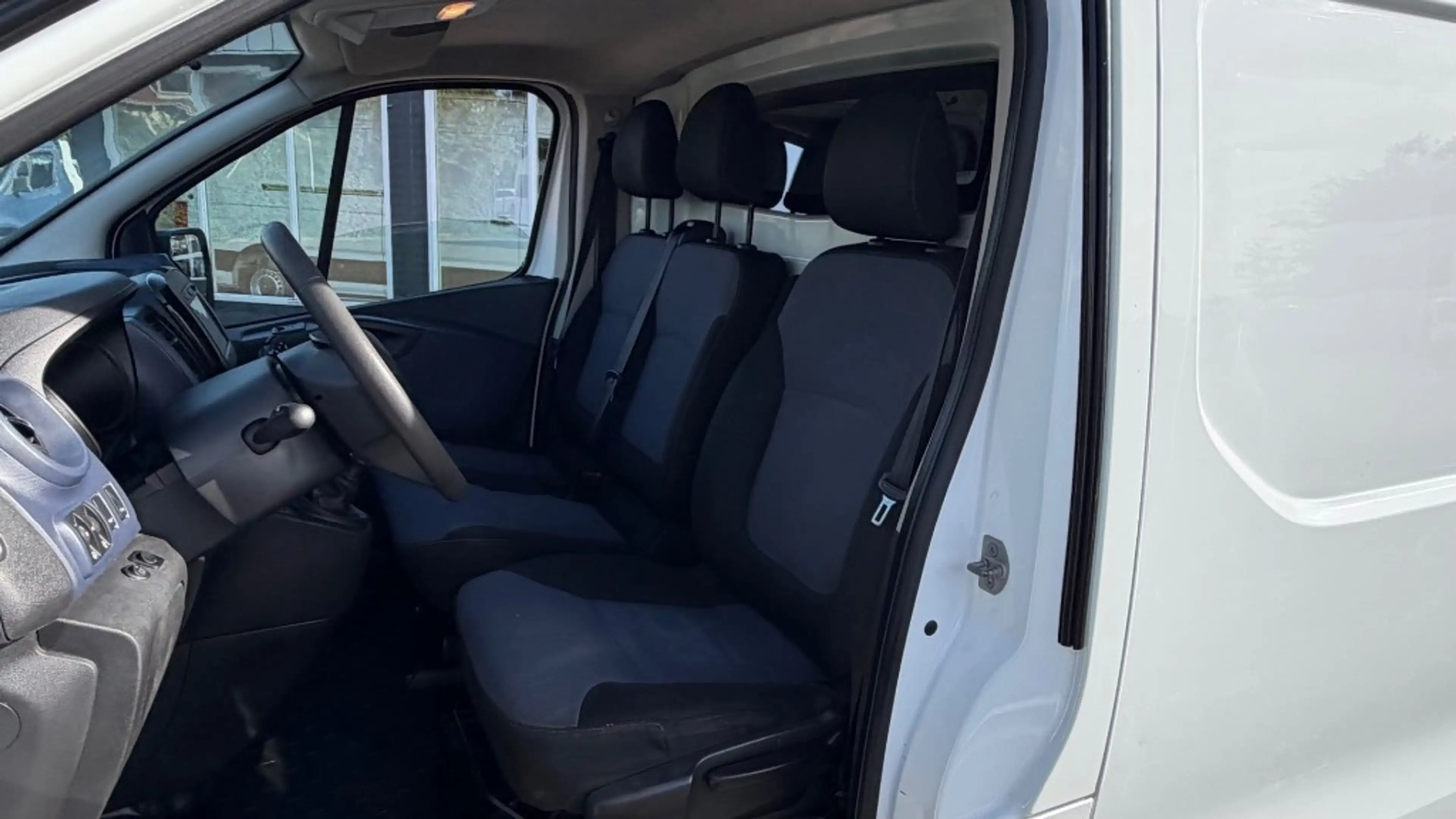 Opel Vivaro 1.6 CDTI 70KW 95PK L2H1 EURO 6 AIRCO/ CRUISE CONTR — photo 17