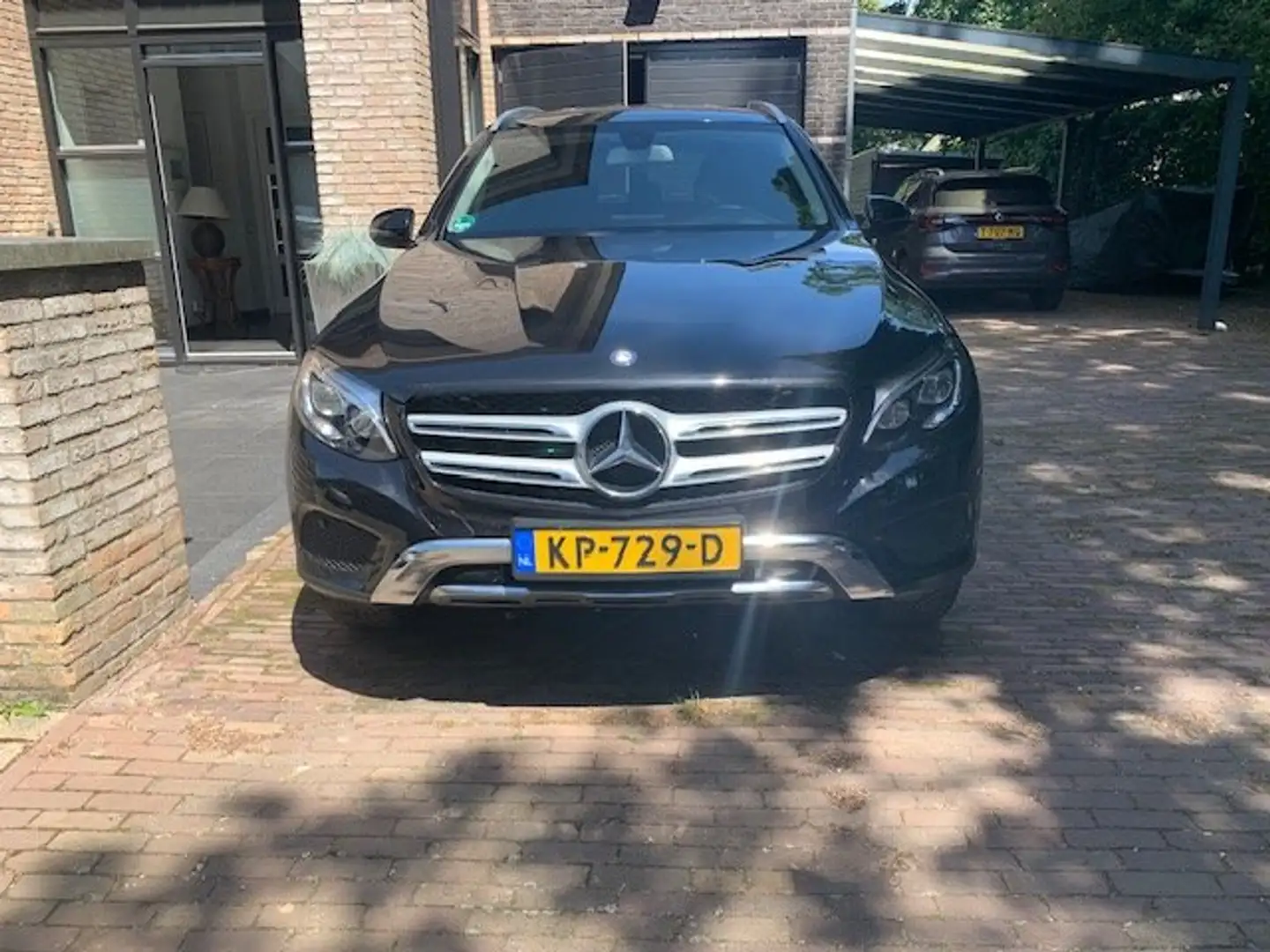 Mercedes-Benz GLC 350 GLC 350 350e Prestige Černá - 1