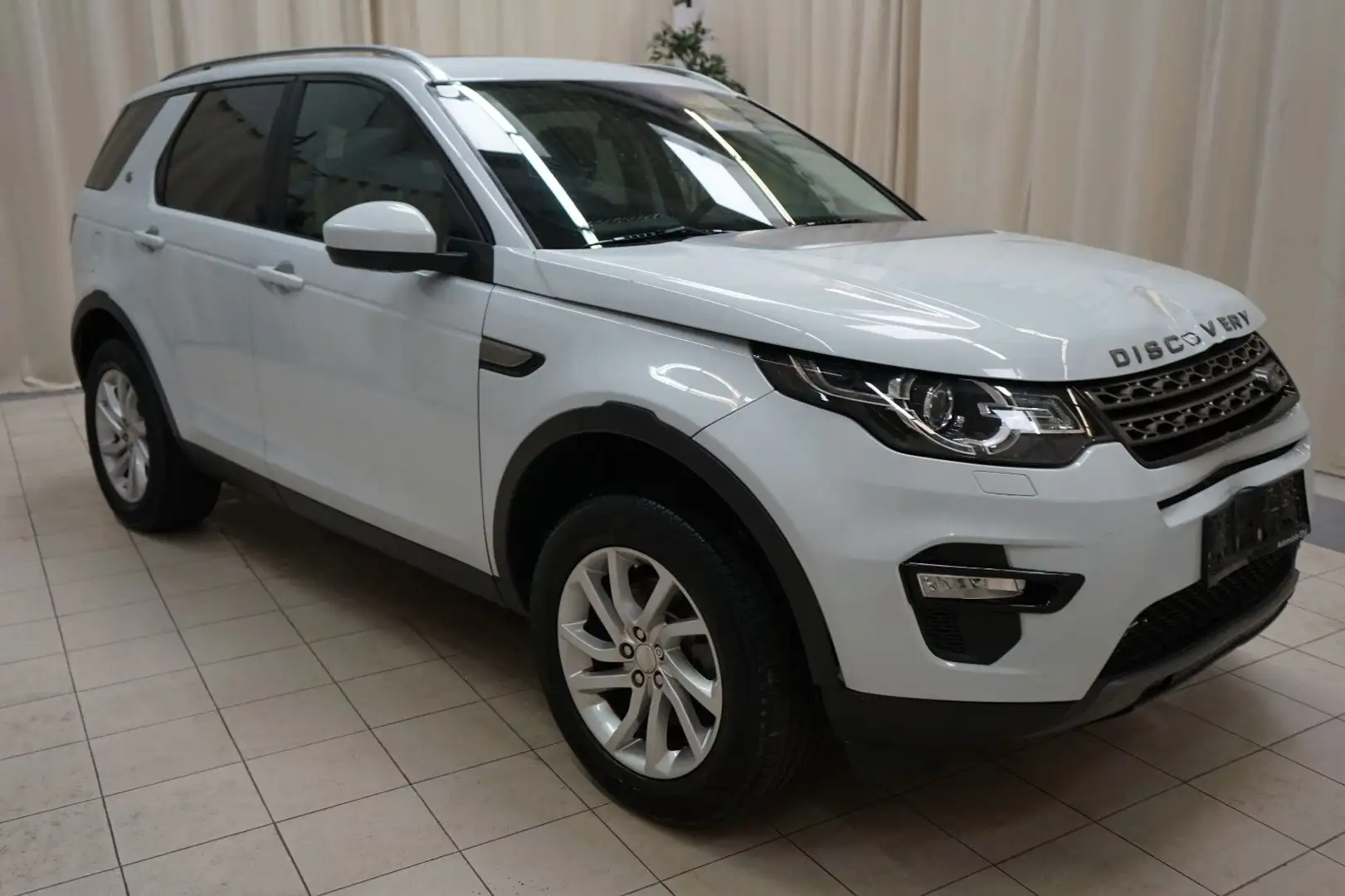 Land Rover Discovery Sport SD4 177kW HSE LUXURY Bianco - 1