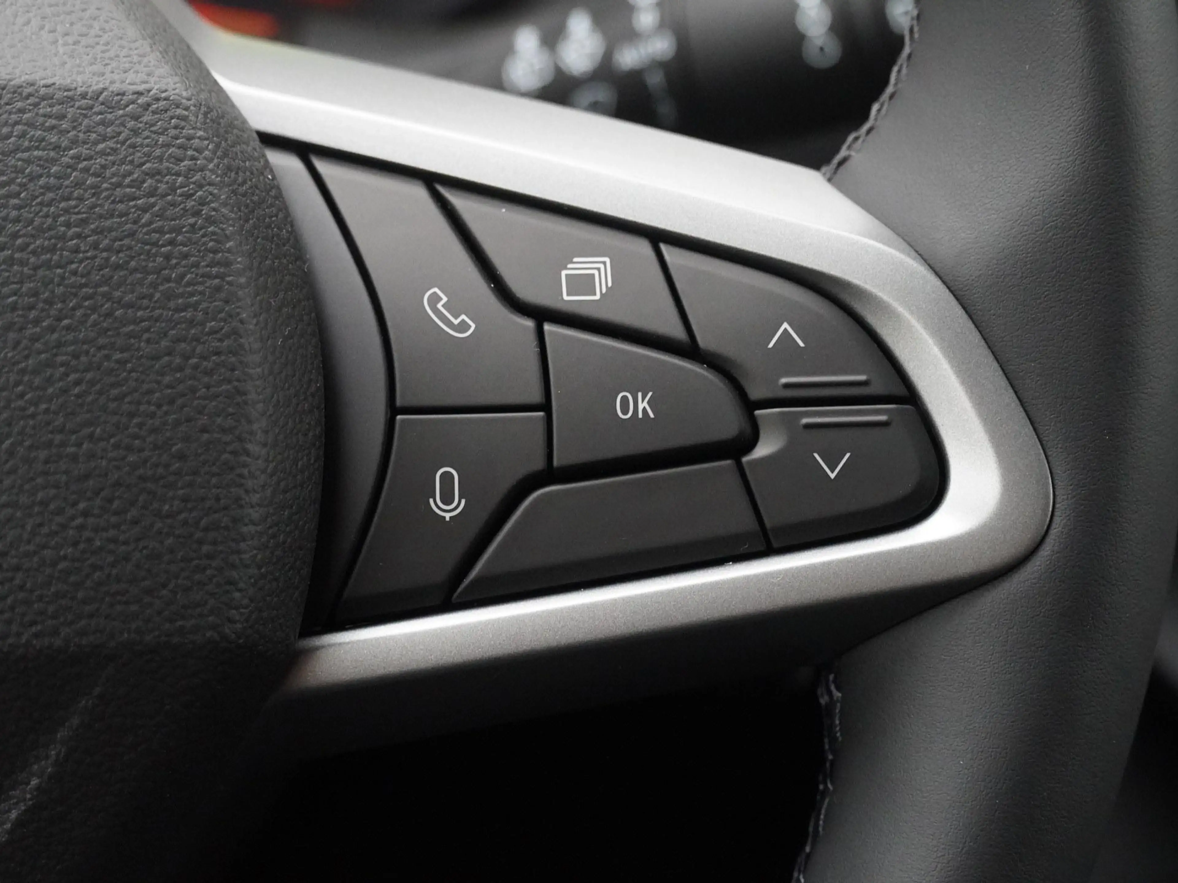 Dacia Duster journey Eco-G 100 | Stoel-, Stuur- & Voorruitverw. — photo 15