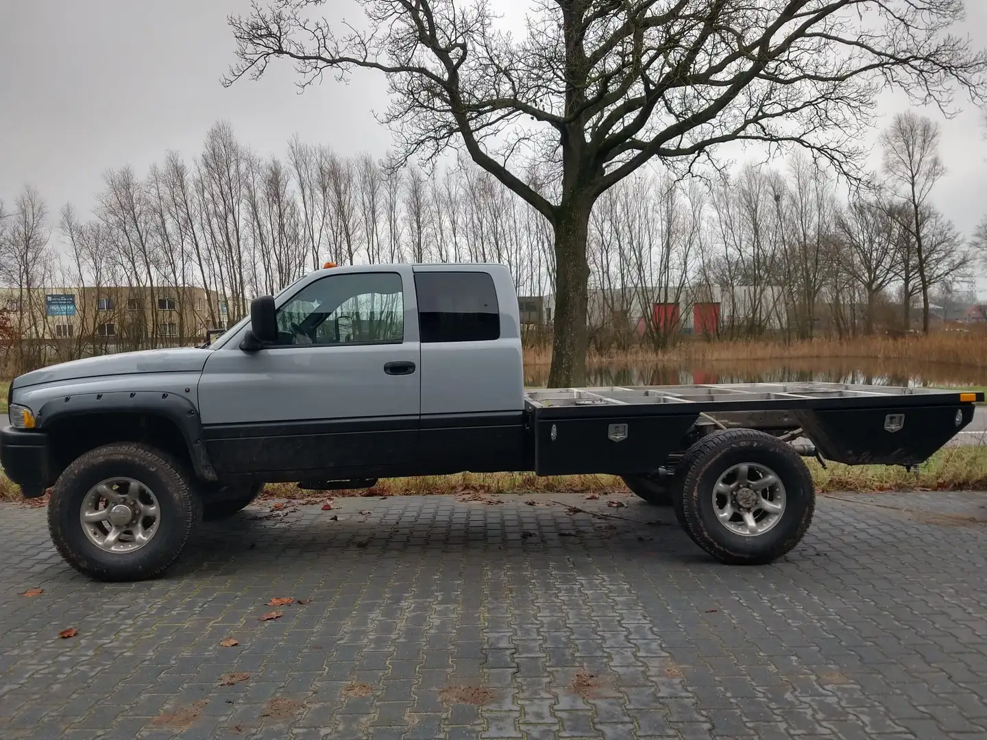 Dodge RAM 2500 4x4 Cummins 12V 5 Gang Schalter Tüv Neu Gris - 2