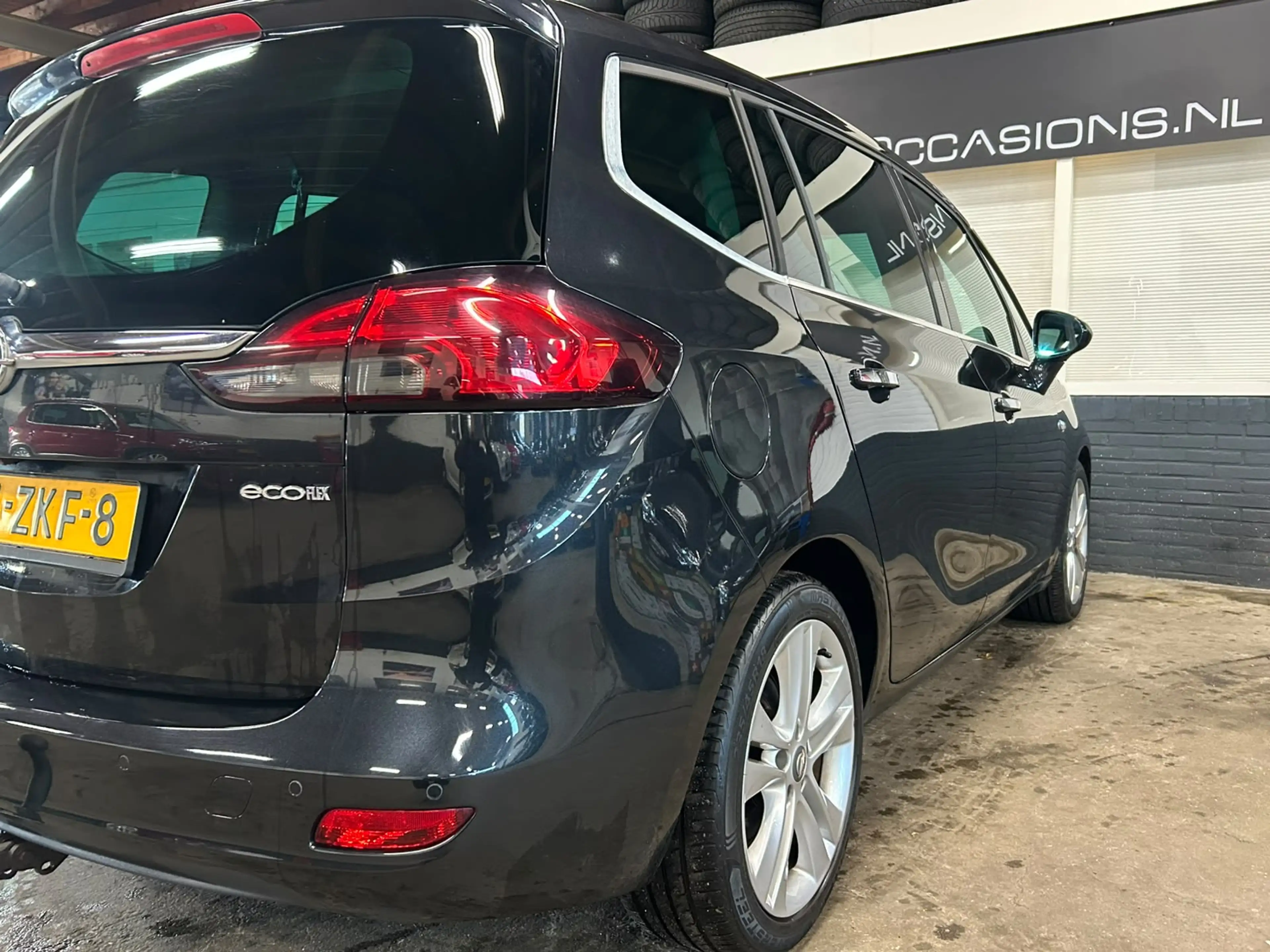 Opel Zafira Tourer 1.4 Cosmo — photo 25
