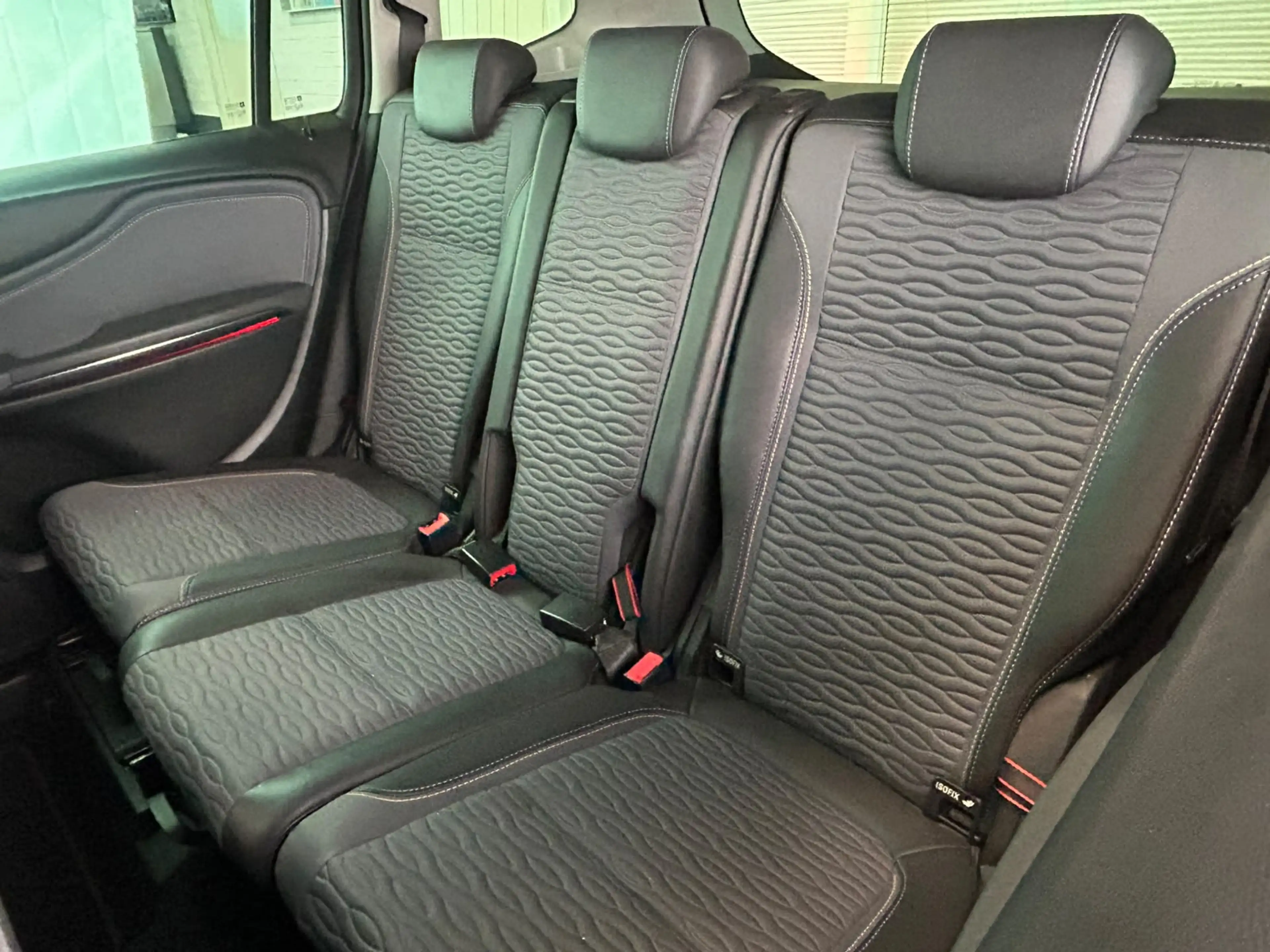 Opel Zafira Tourer 1.4 Cosmo — photo 18