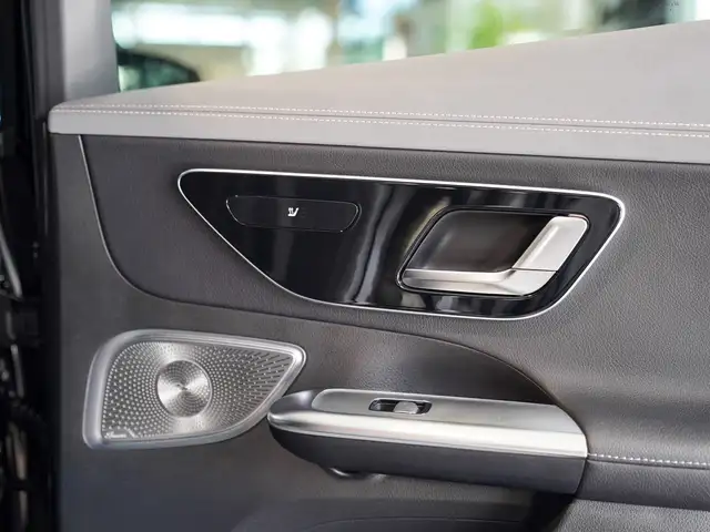 Mercedes-Benz Eqe view 15