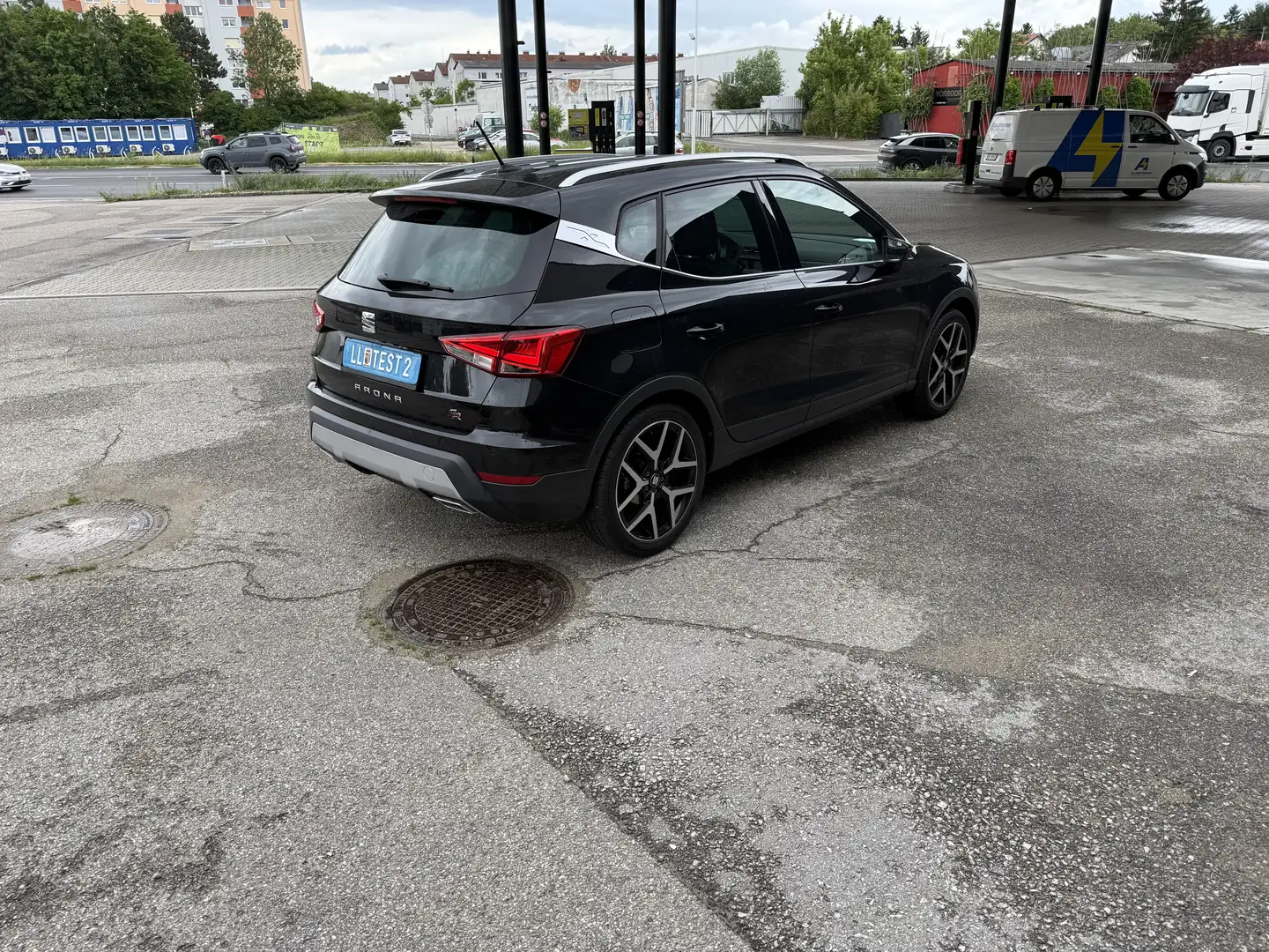 SEAT Arona SEAT Arona FR EcoTSI DSG Schwarz - 2