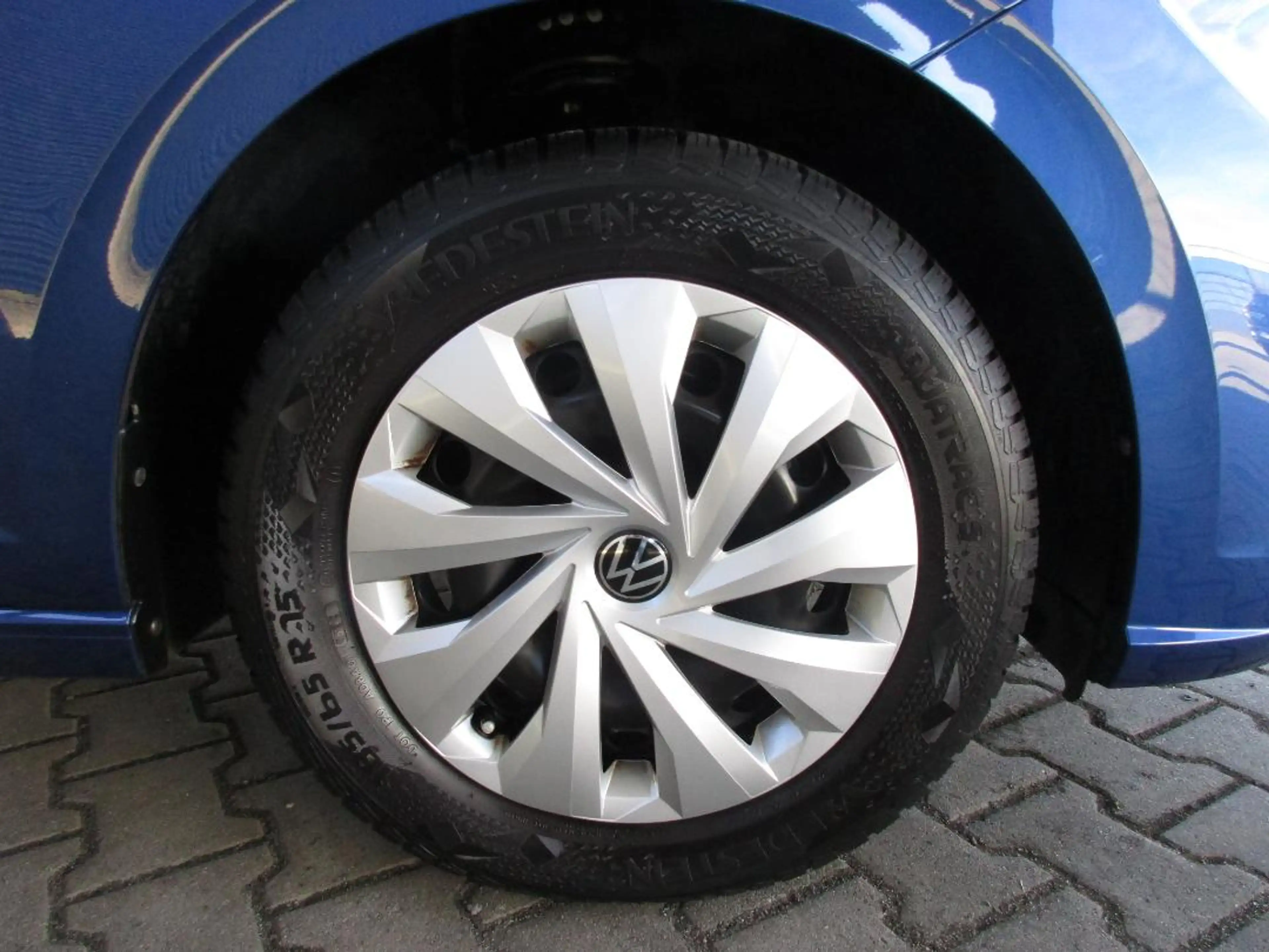 Volkswagen Polo Life TSI RearView,Navi, 3,99% Finanzierung — photo 15