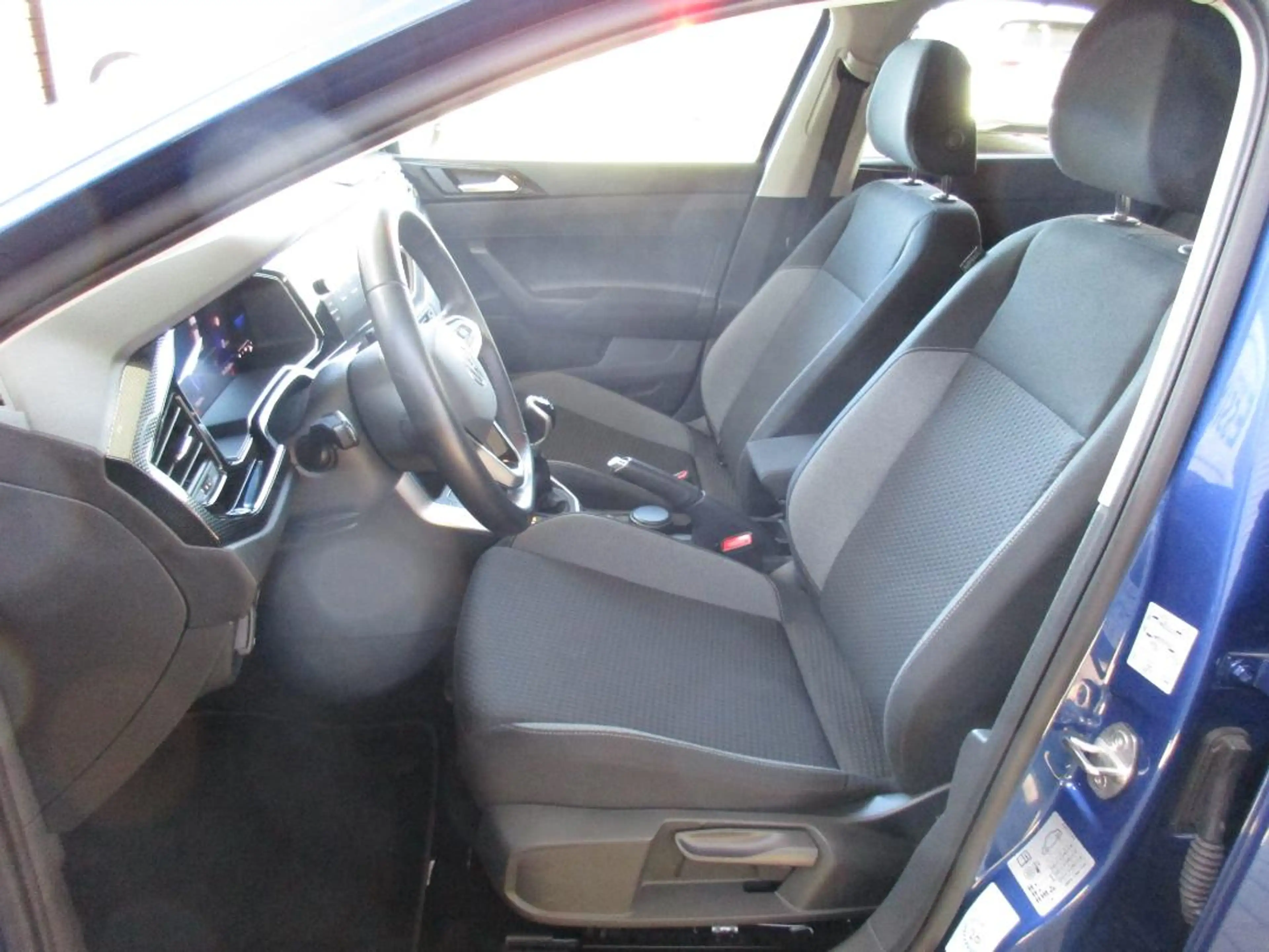 Volkswagen Polo Life TSI RearView,Navi, 3,99% Finanzierung — photo 10
