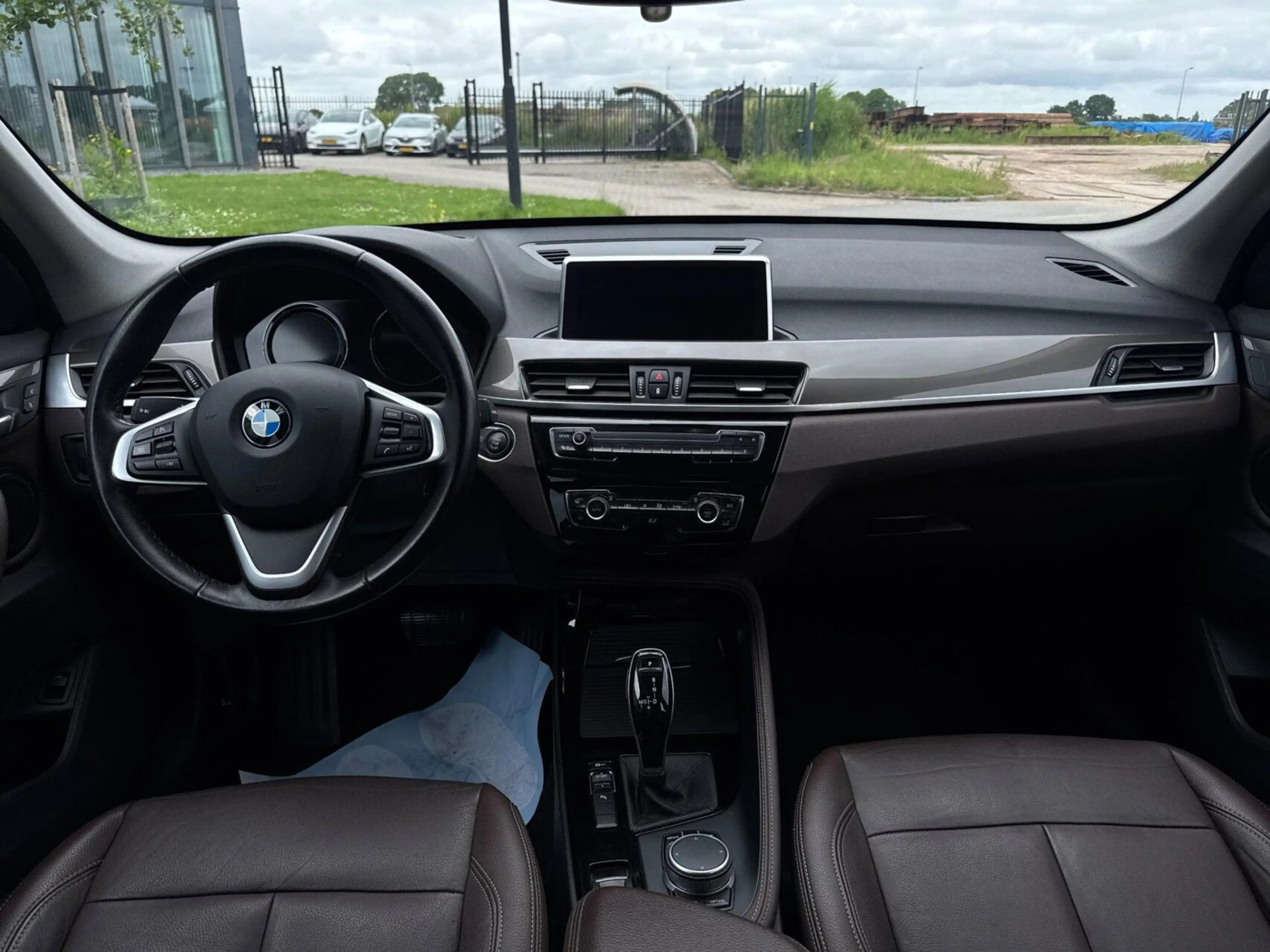 BMW X1 sDrive18i High Executive — photo 7