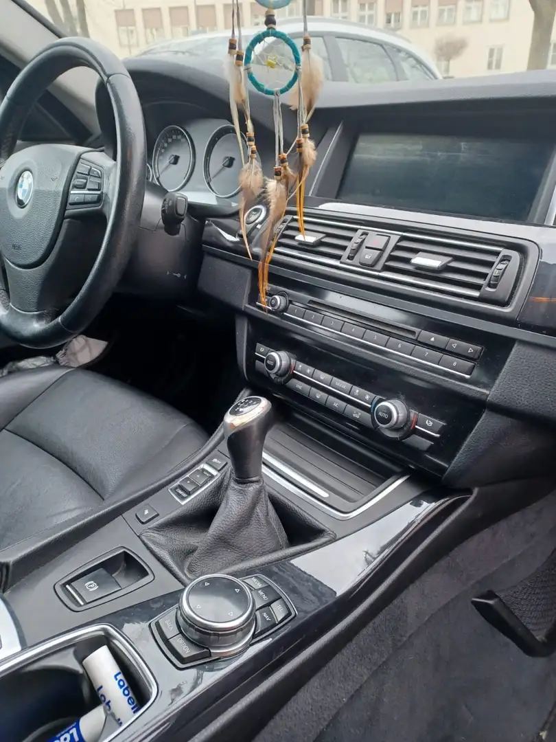 BMW 520 520d Gran Turismo Aut. Schwarz - 1