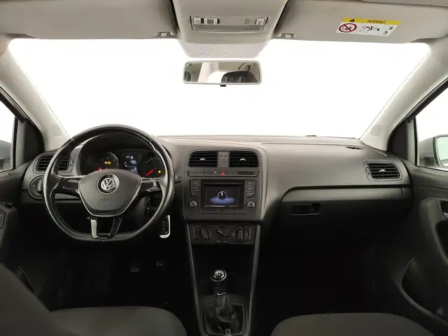 Volkswagen Polo view 9