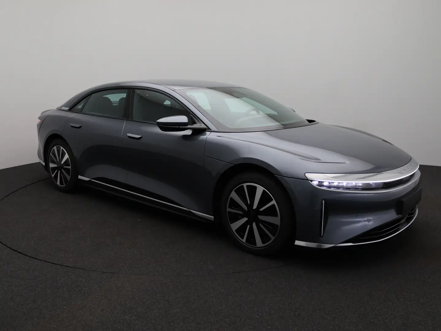 Lucid Air Pure Blauw - 1