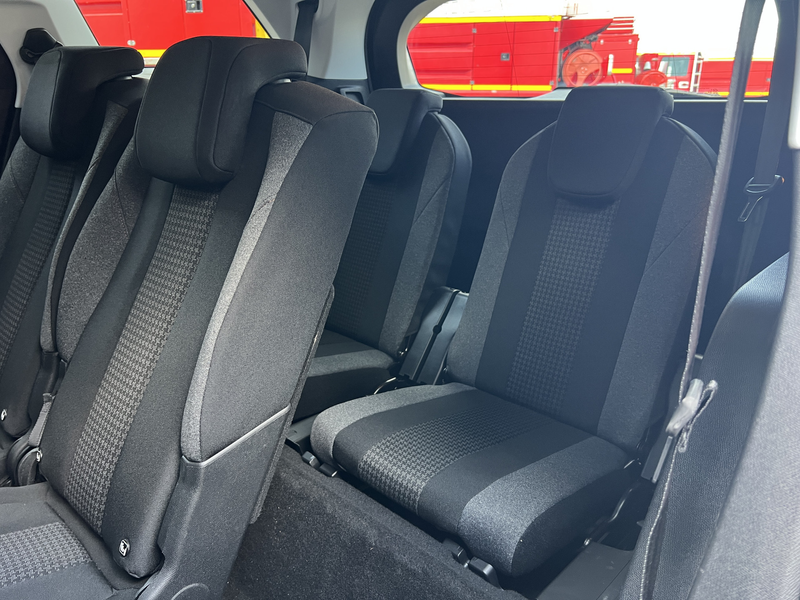 Peugeot 5008 1.2 PureTech Blue Lease Executive 7p | Trekhaak | — photo 19