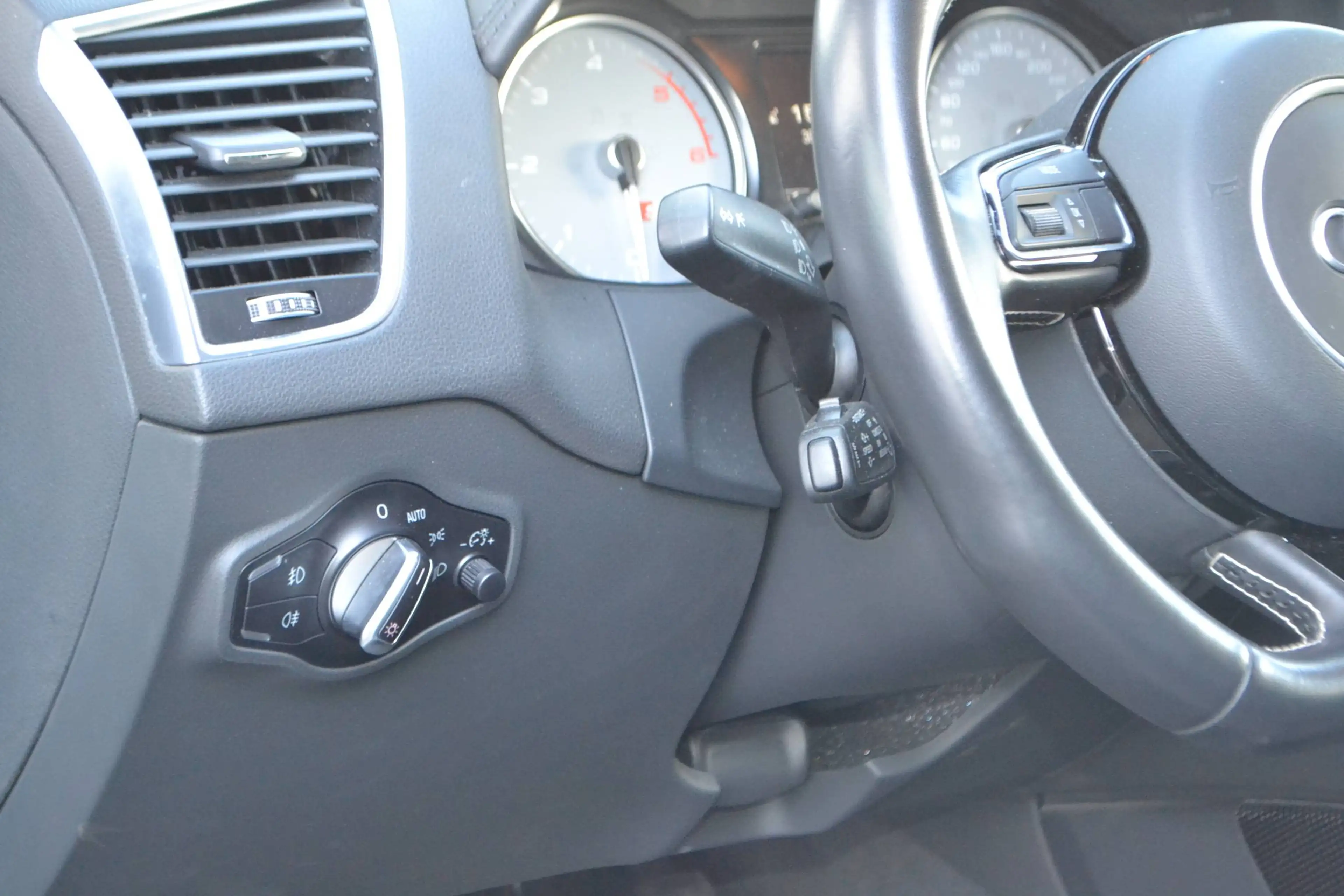 Audi SQ5 SQ5 3.0 TDI plus tiptronic quattro*NAVI*LEDER* — photo 11