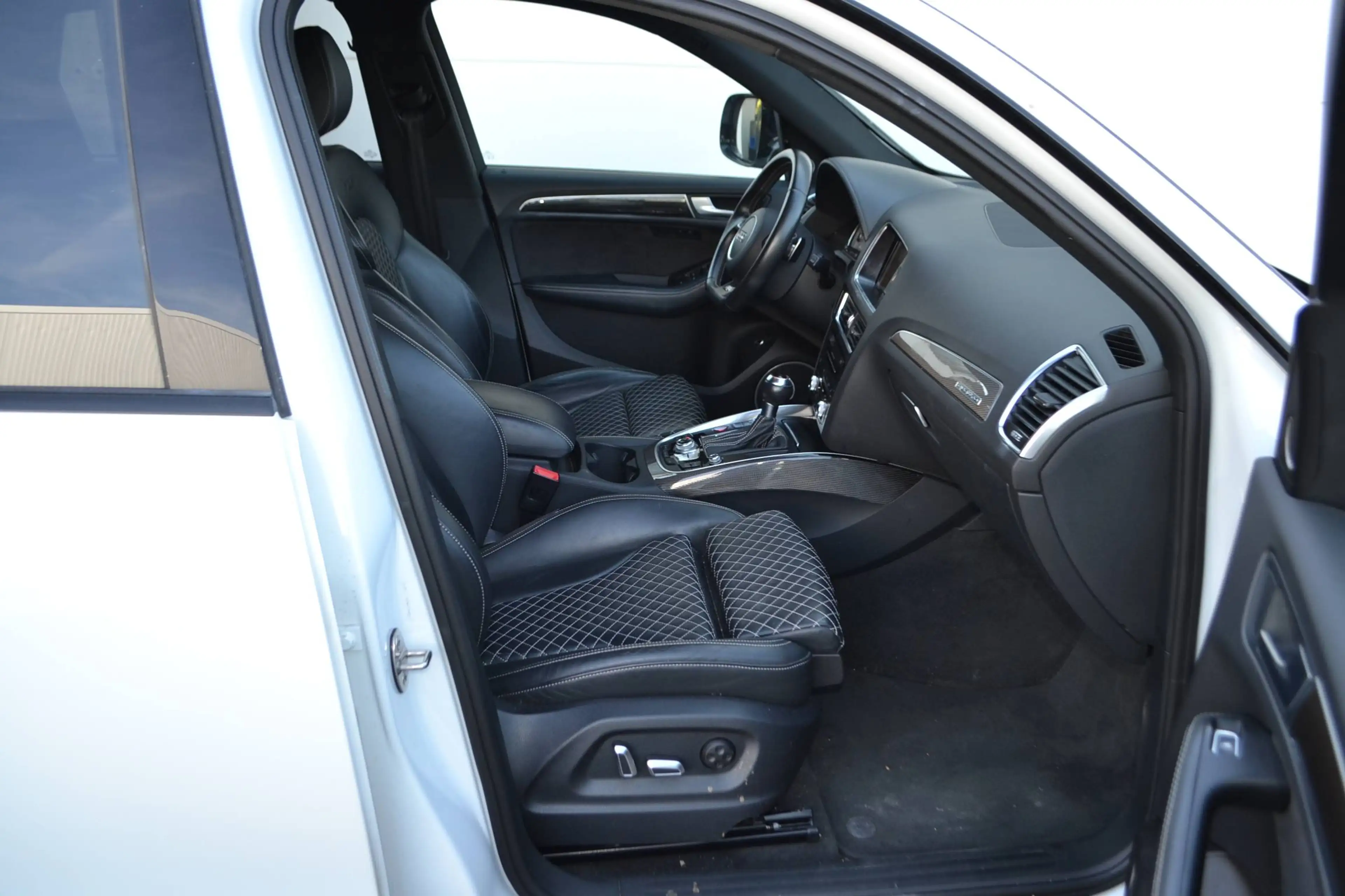 Audi SQ5 SQ5 3.0 TDI plus tiptronic quattro*NAVI*LEDER* — photo 4