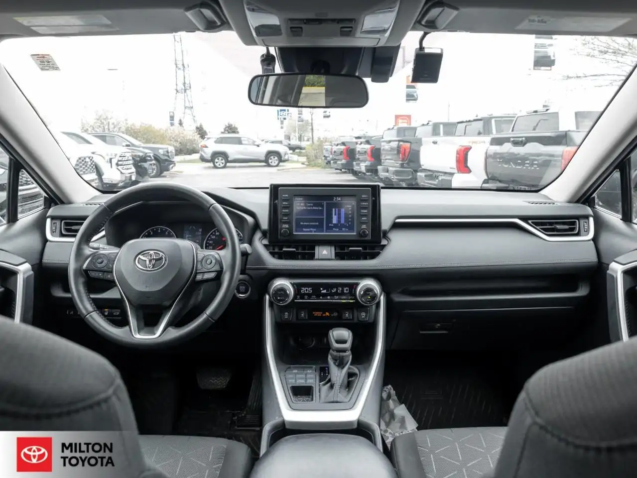Toyota RAV 4 снимка Toyota RAV 4