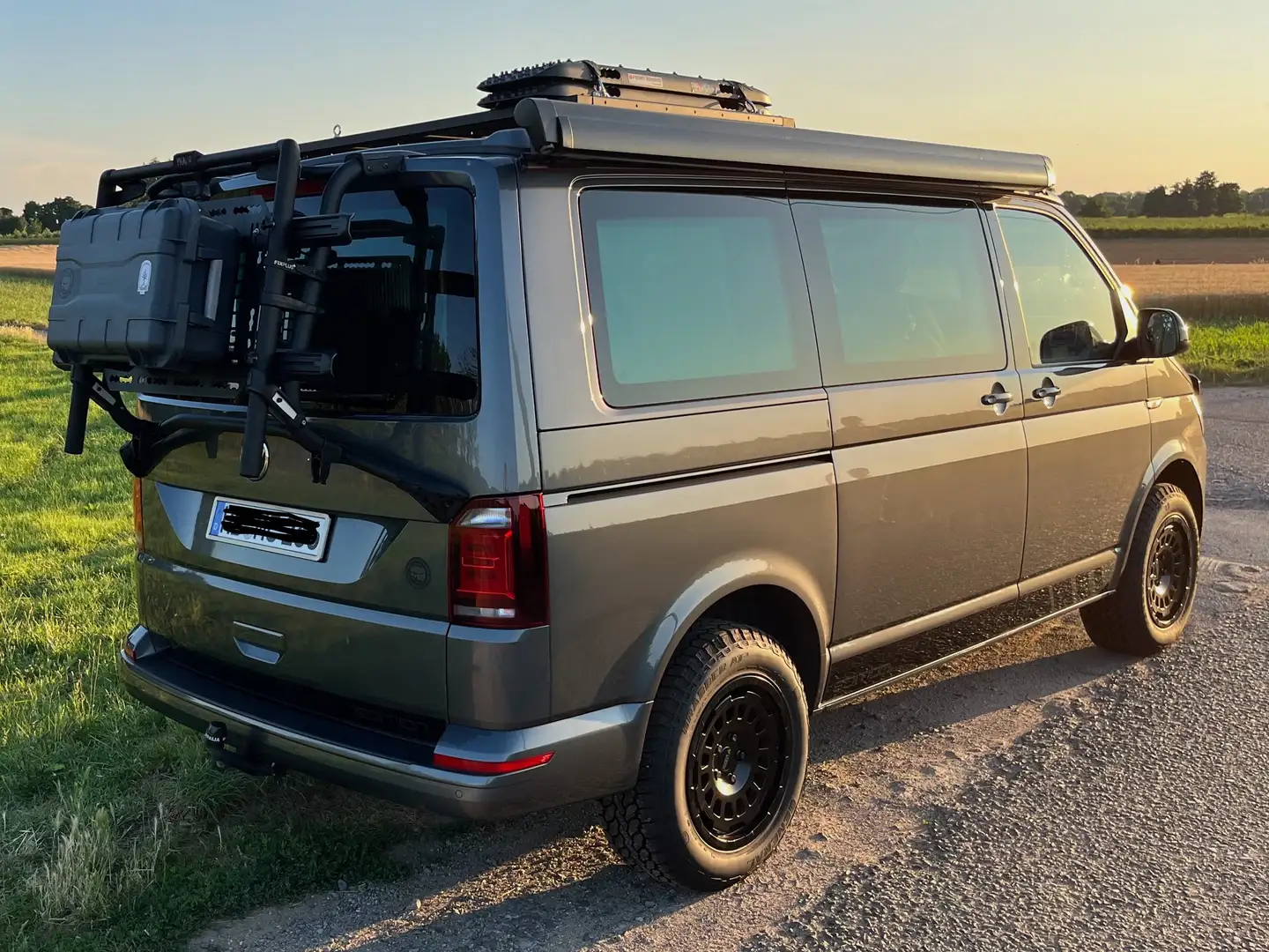 Volkswagen T6 California Ocean Edition / DSG 4 Motion / 150PS Grau - 2
