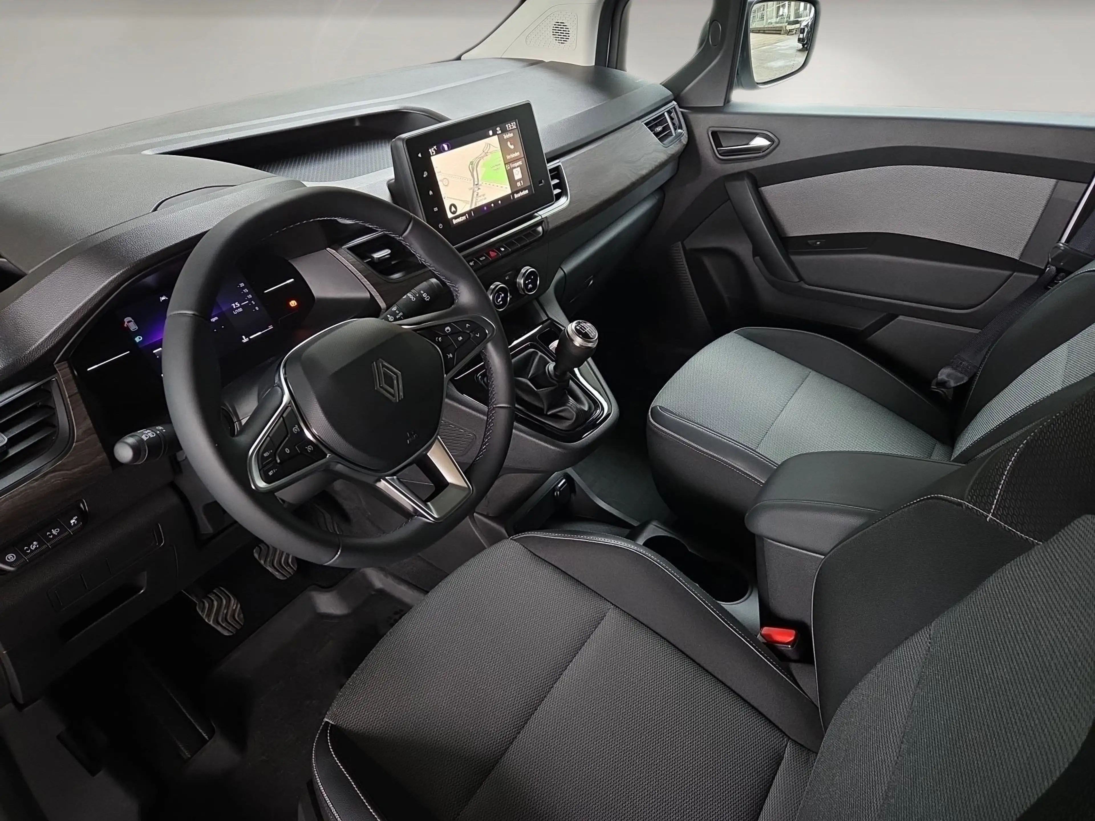Renault Kangoo Grand Techno TCe 130 — photo 15