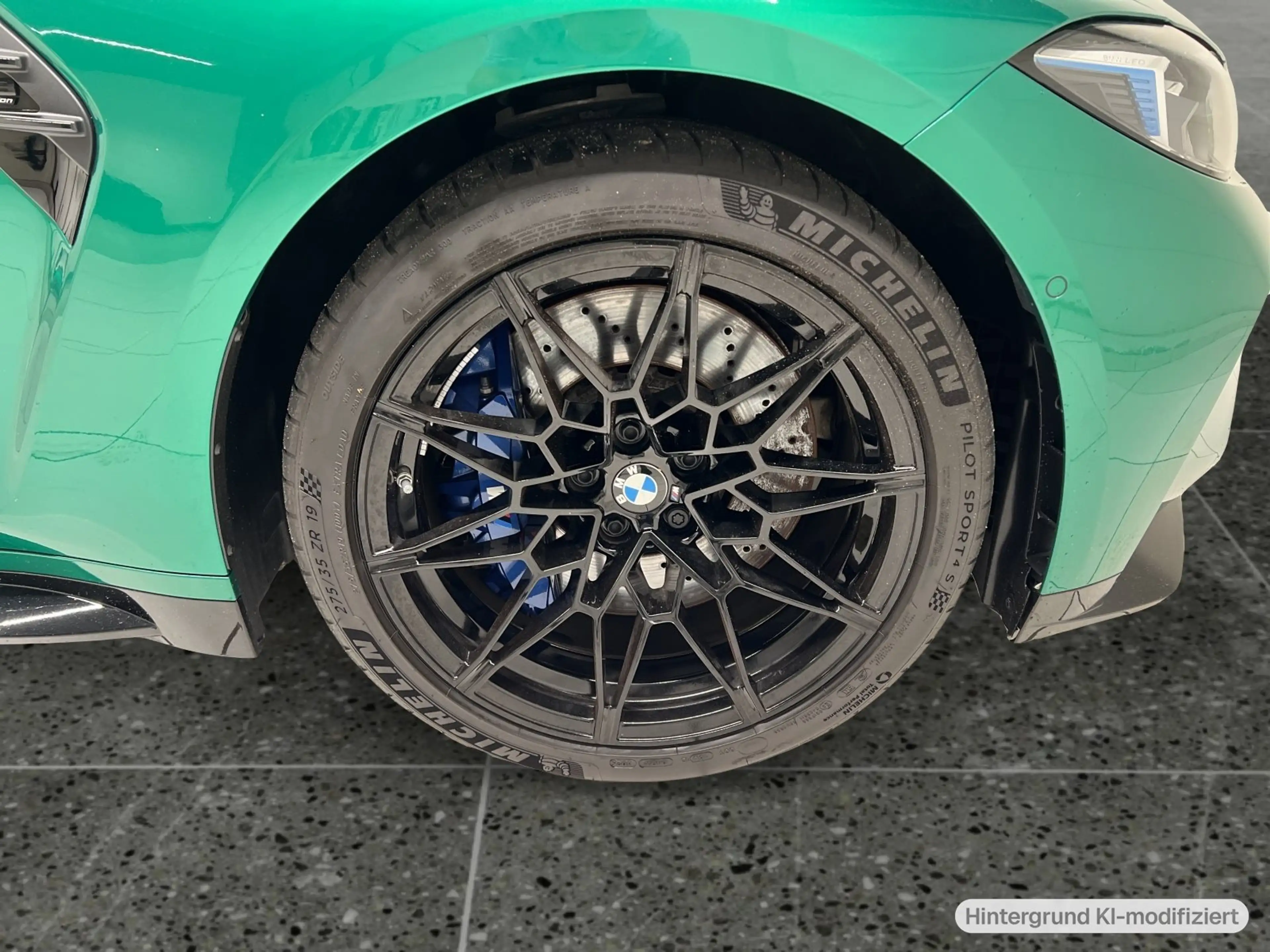 BMW M3 Competition M xDrive Touring HK HiFi DAB LED — photo 10