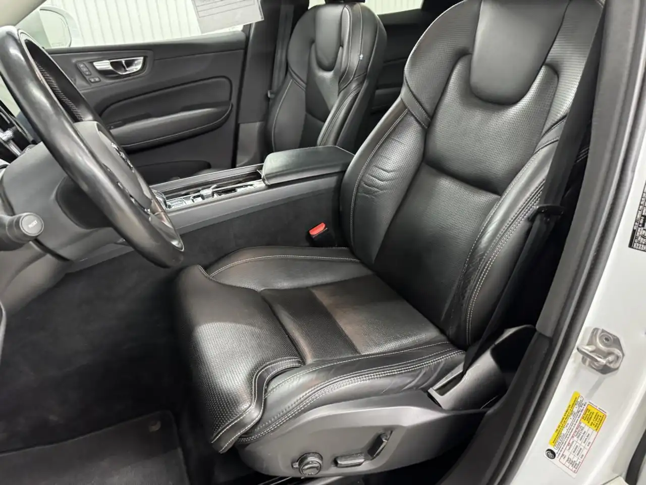 Volvo XC60 photo Volvo XC60