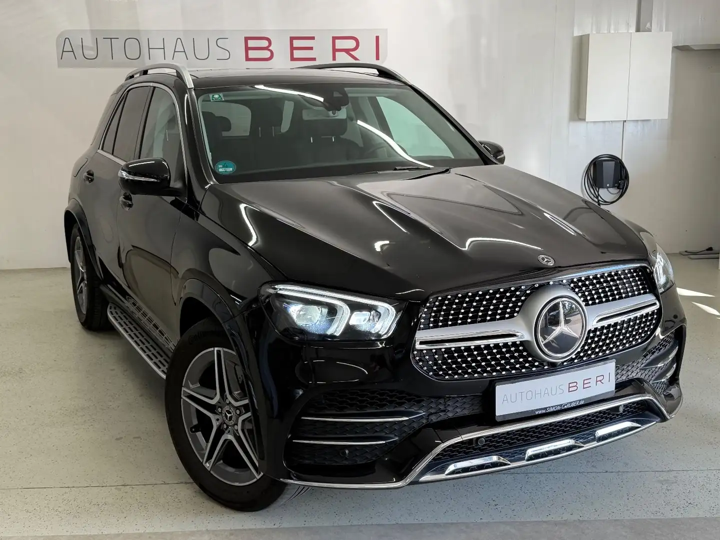 Mercedes-Benz GLE 350 d 4Matic*AMG*AIRMATIC*StdHz*AHK*DIS+ Schwarz - 1