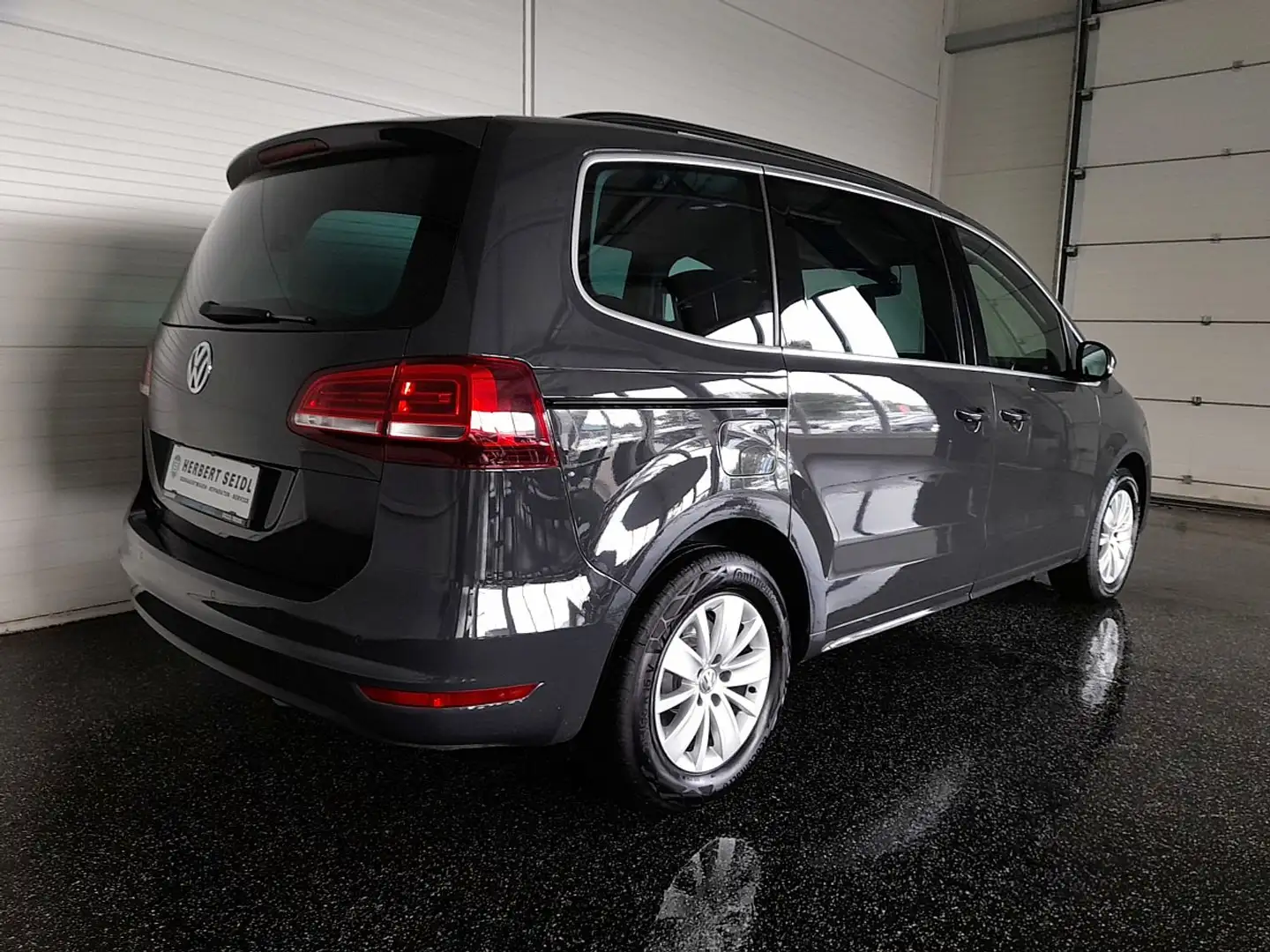 Volkswagen Sharan CL 2,0 TDI DSG *7-SITZE / LED / NAVI / KAMERA /... Grau - 2