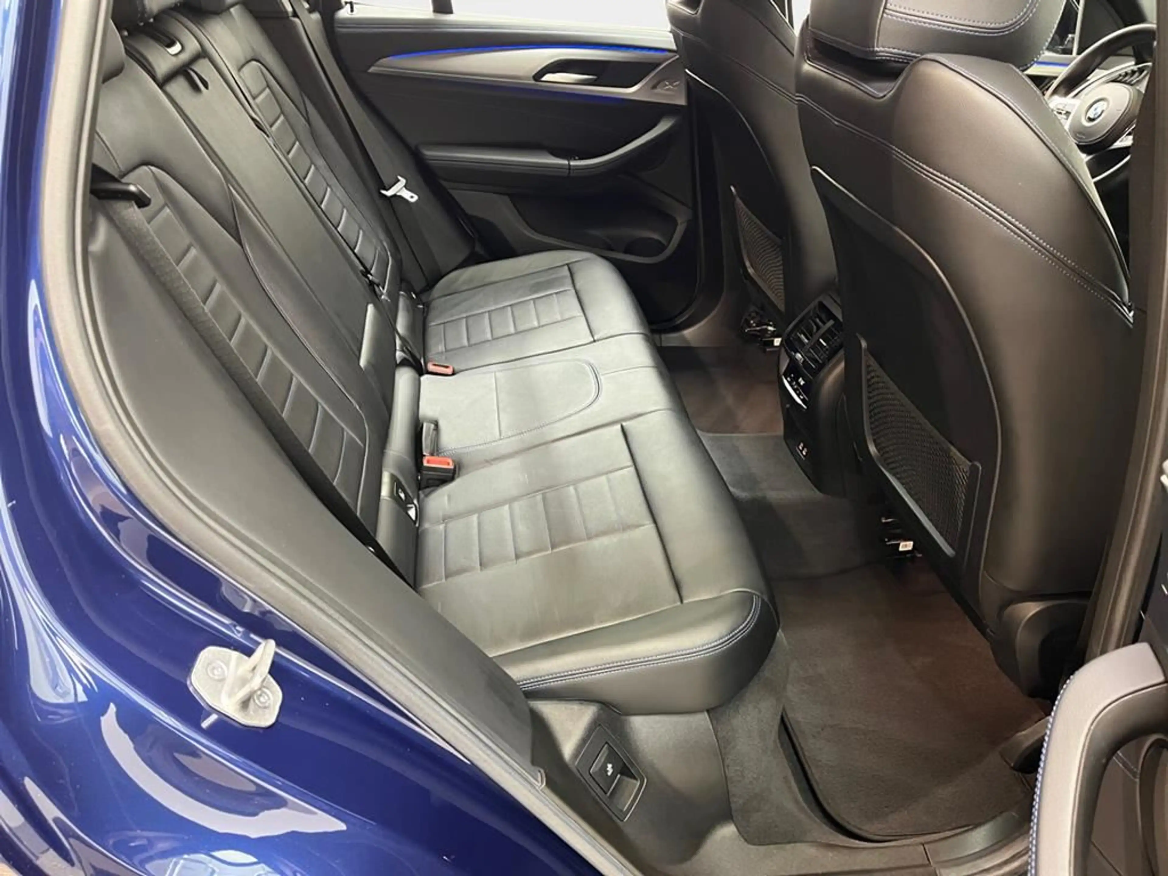 BMW X3 M Sport — photo 15