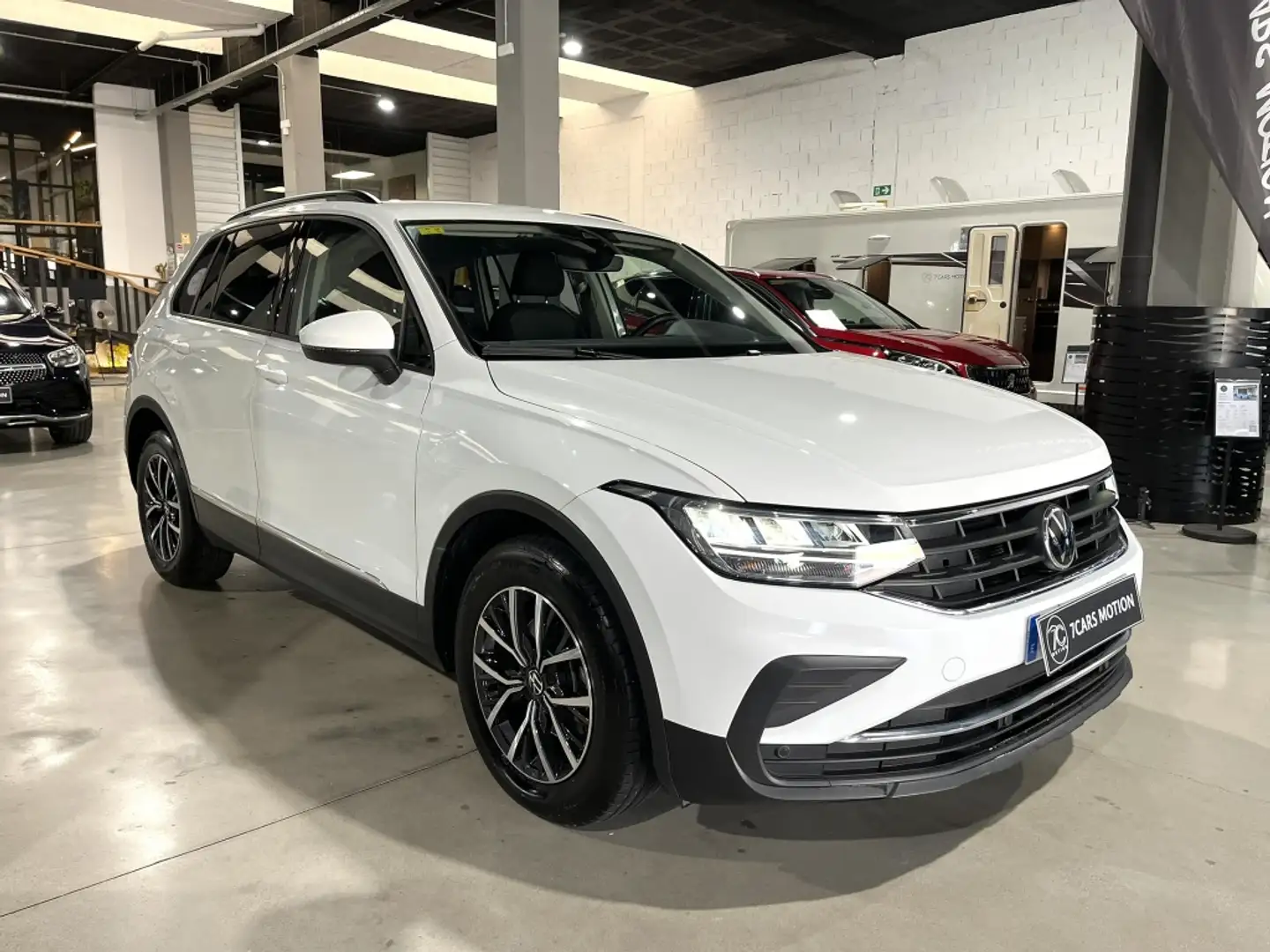 Volkswagen Tiguan 2.0TDI Life 90kW Weiß - 1