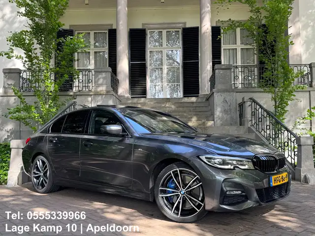 BMW 330