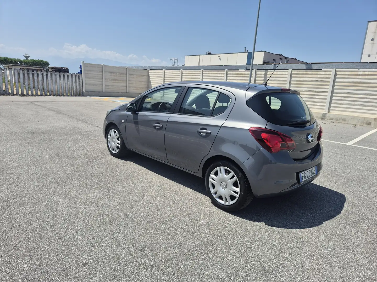 Opel Corsa 5porte 1.2 Cosmo - 2