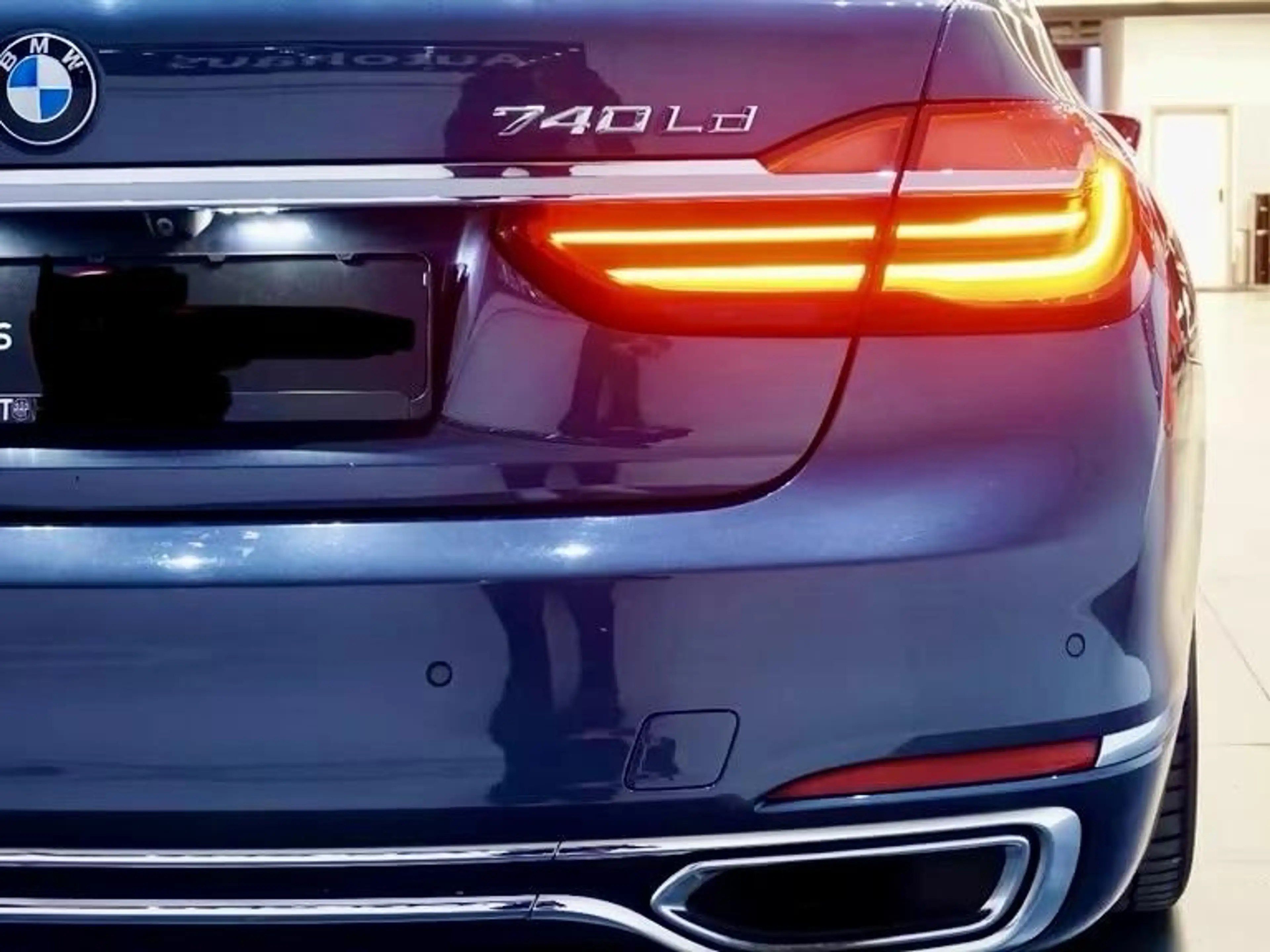 BMW 740 740Ld xDrive,INDIVIDUAL-Panorama,TV,Massage,Carbon — photo 6
