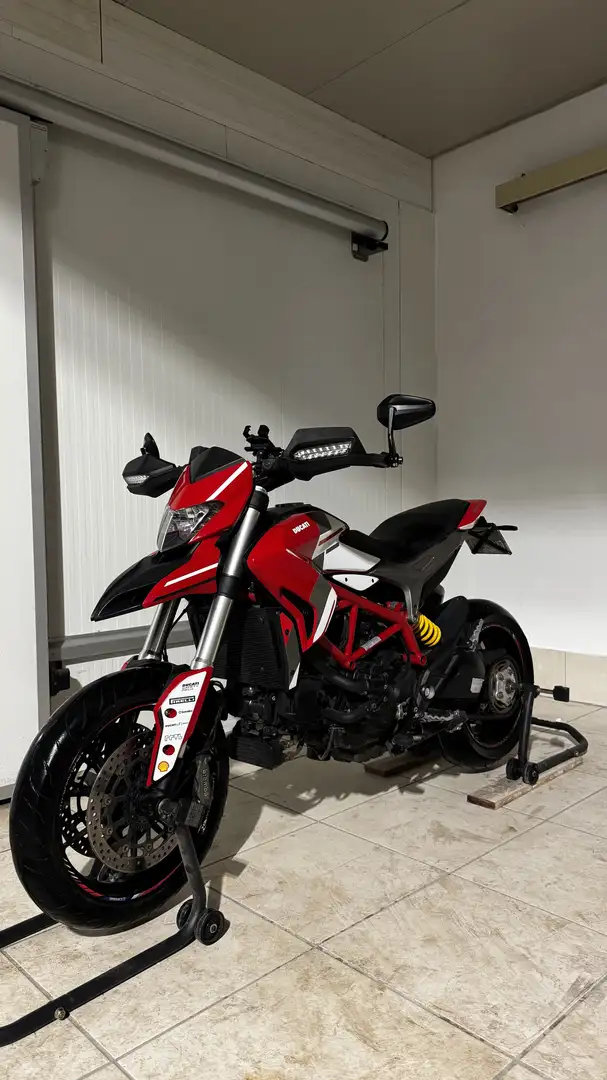 Ducati Hypermotard 939 - 1