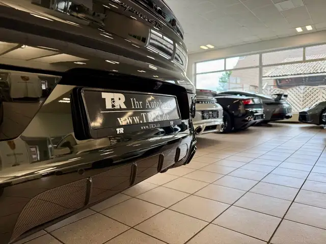 Porsche Cayenne view 7