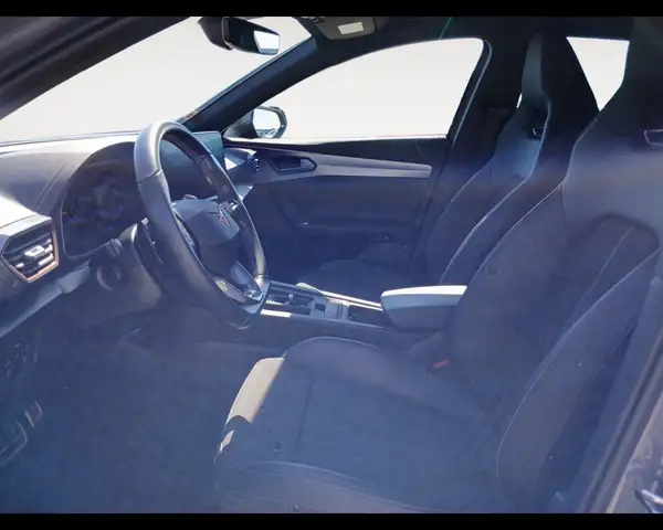 Cupra Formentor view 9