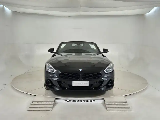 BMW Z4 view 3